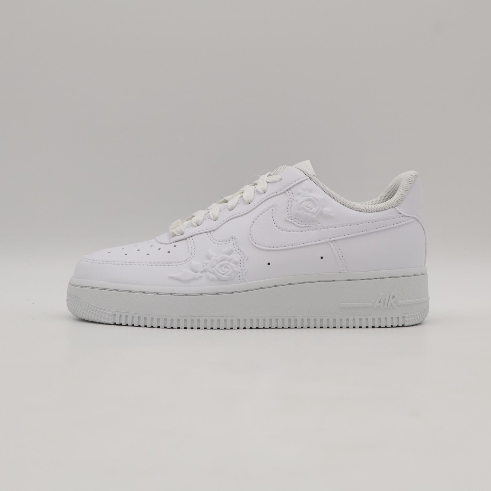 HF2016-100 Nike Air Force 1 '07 White Roses (Women's)