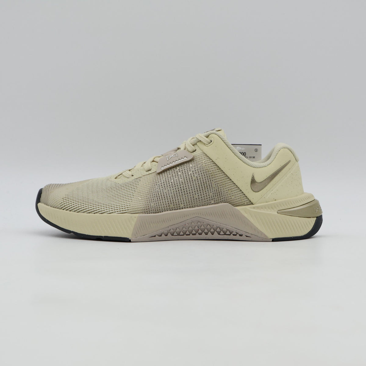 IB6544-200 Nike Metcon 10 SE Light Khaki Cream 2 (Women's)