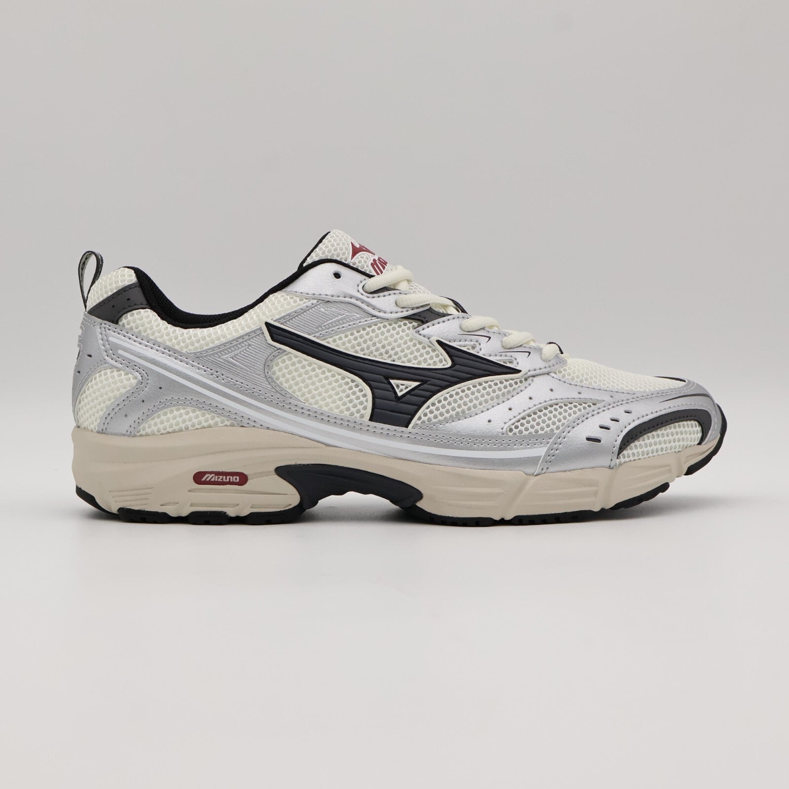 D1GA245101 Mizuno MXR OG White Black Silver (Men's)