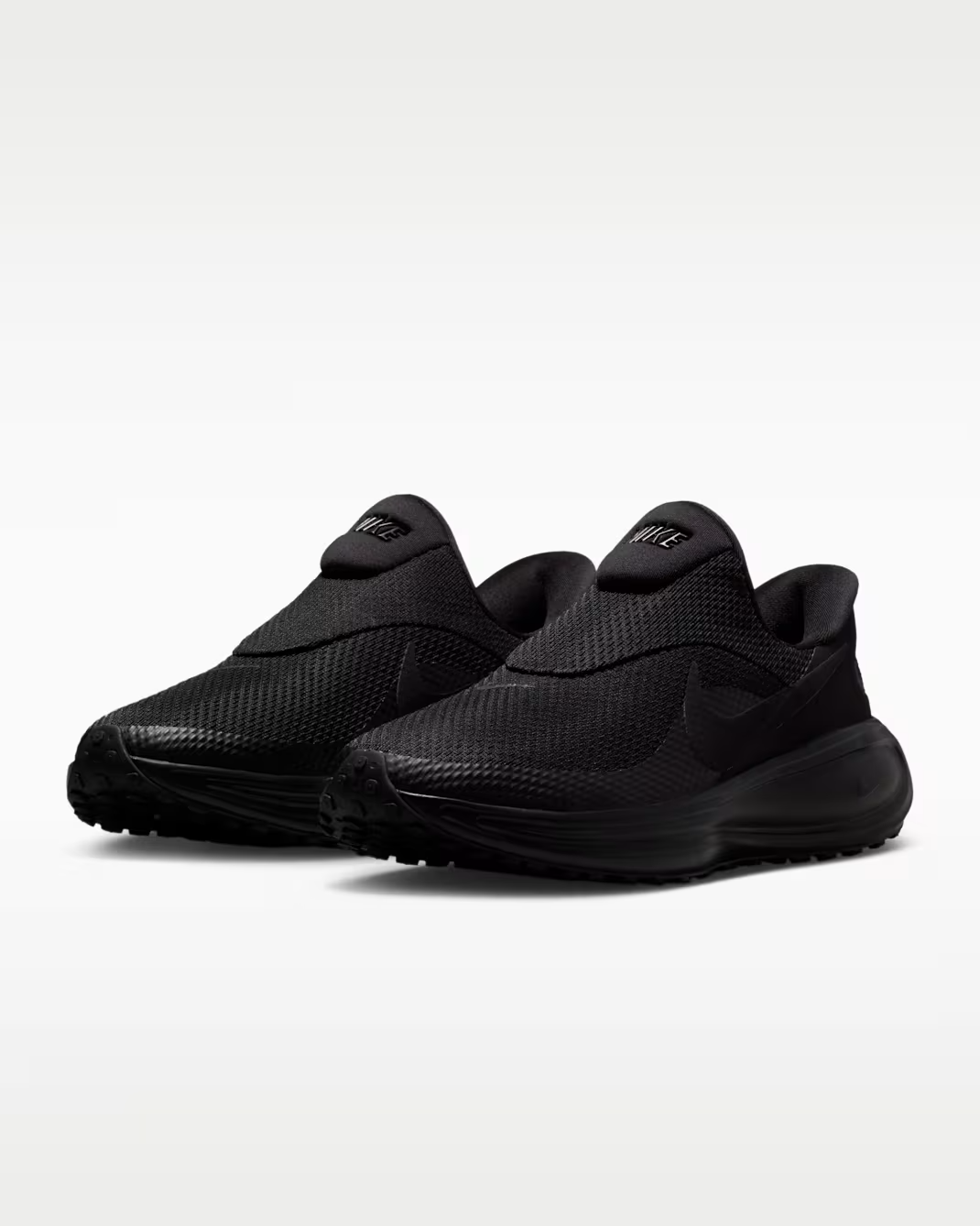 HQ2415-005 Nike Revolution 8 EasyOn Black (Women's)