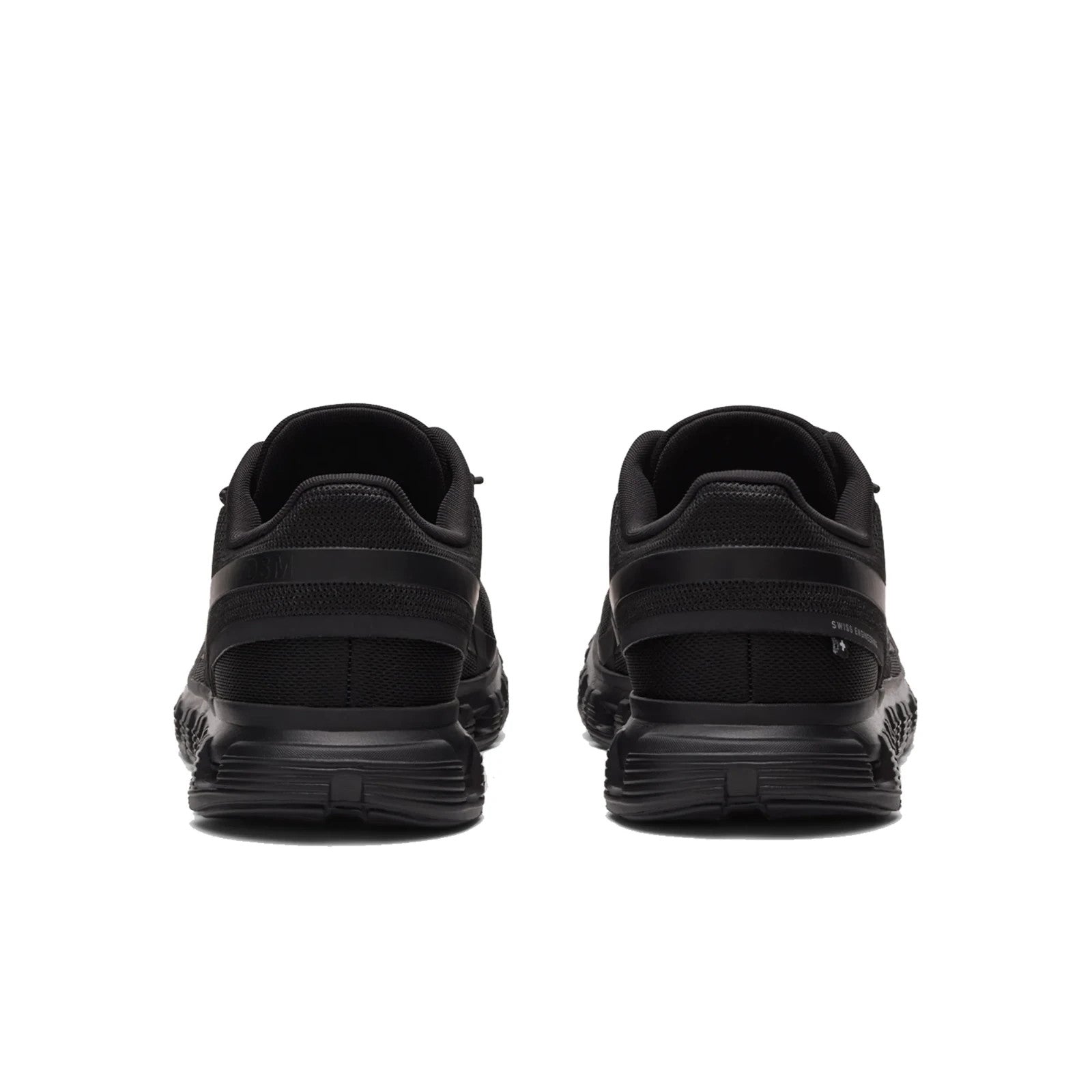 3WG11091043  Dover Street Market (DSM) Ã On Cloud 6 "Black/Black" (Women's )