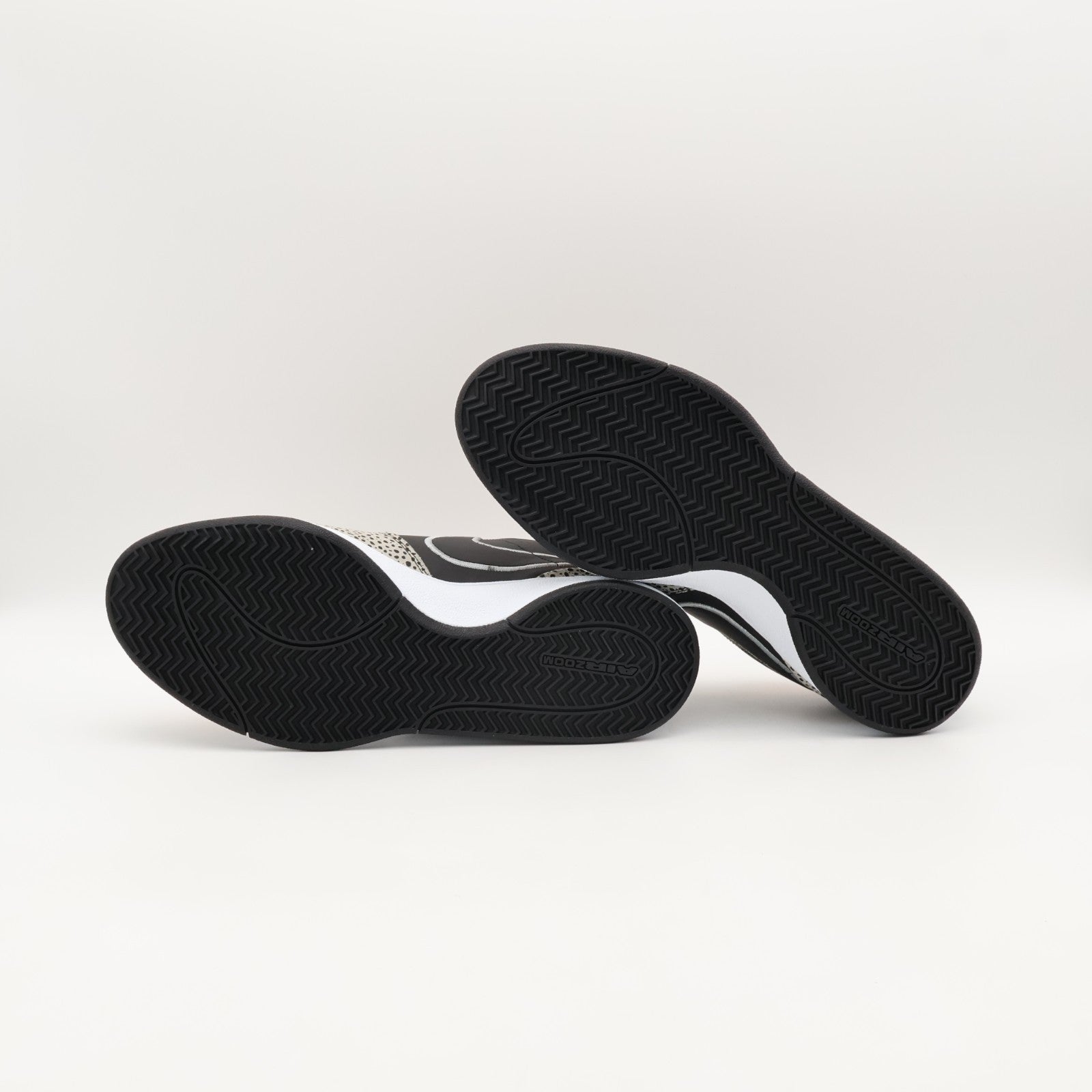 IO9703-001 Nike Book 1 Air Safari (Men's)
