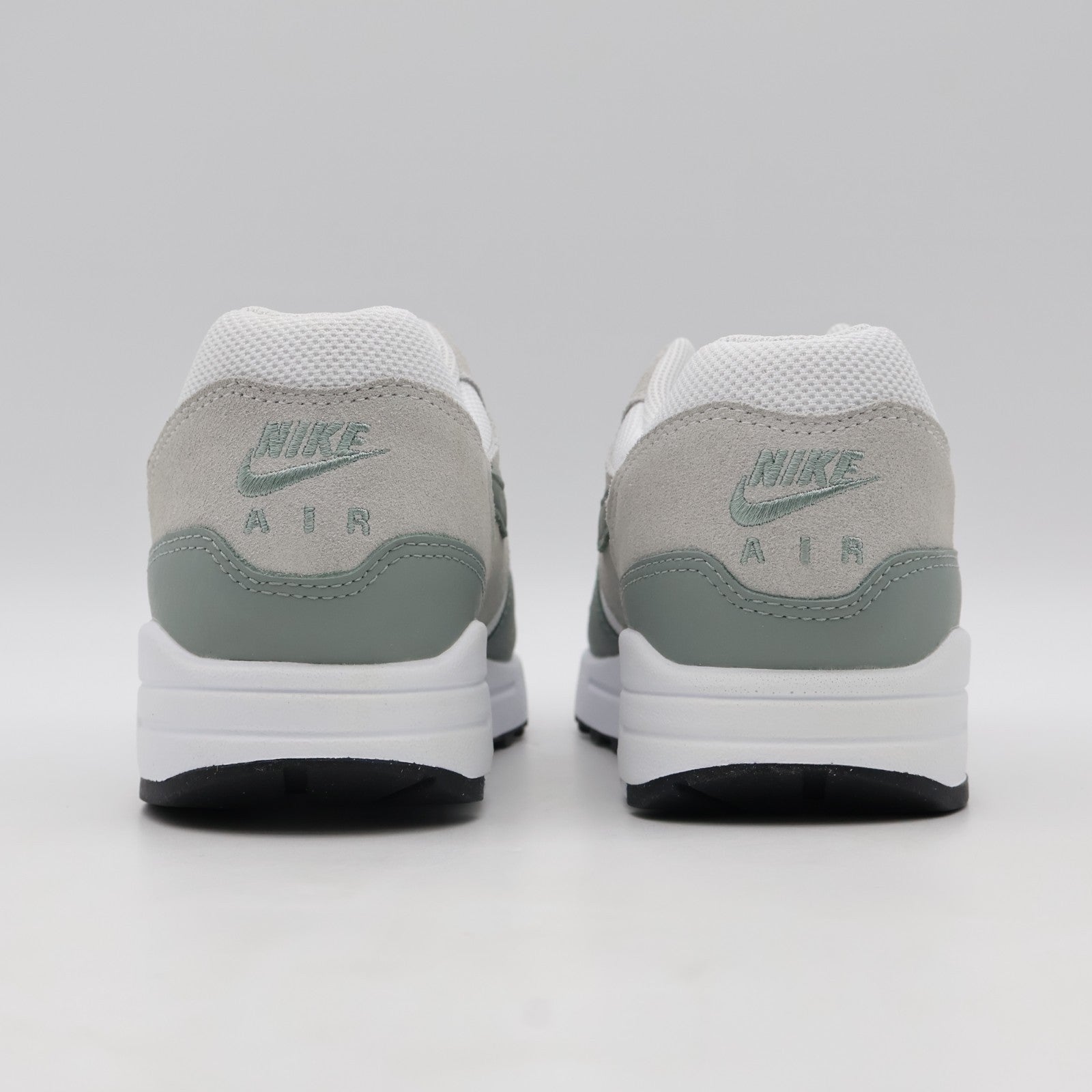 DZ4549-100 Nike Air Max 1 Mica Green White Light Grey Mud Gray Photon Dust