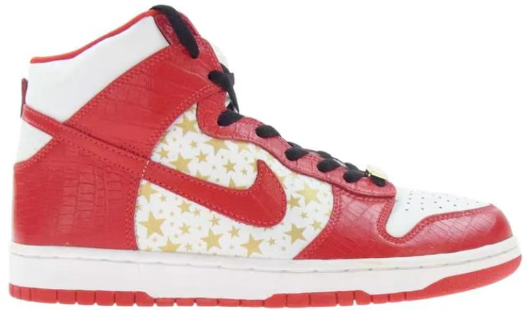 307385-161 Supreme Ã Nike SB Dunk High "Red Stars" (Men's)