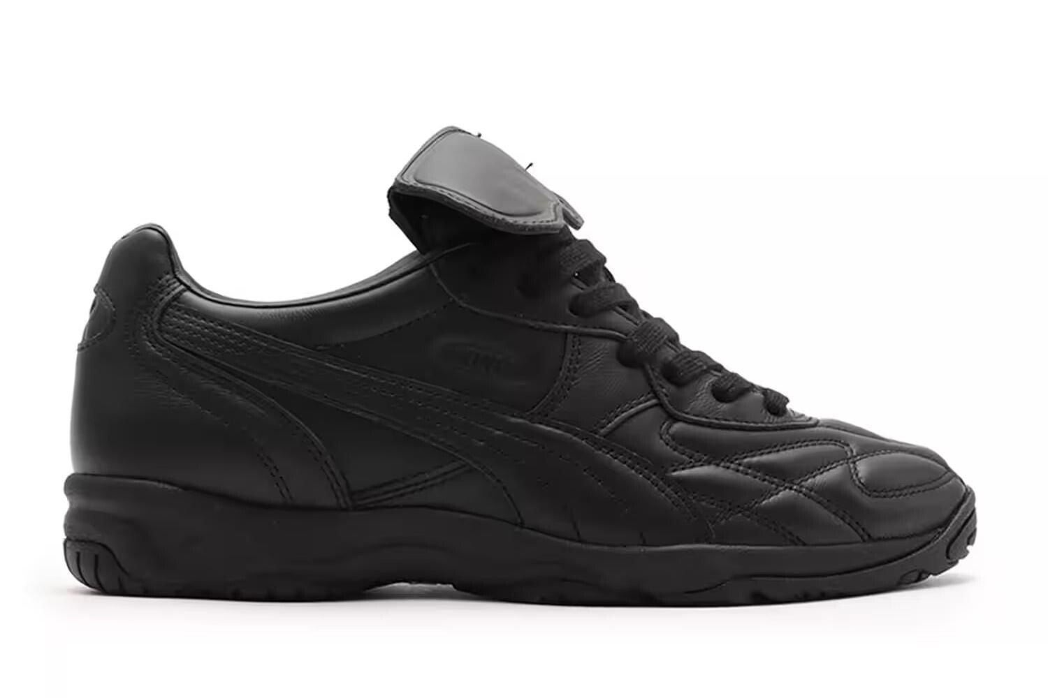 404083-01 Lack of Guidance Ã Puma King Indoor Triple Black (Men's)