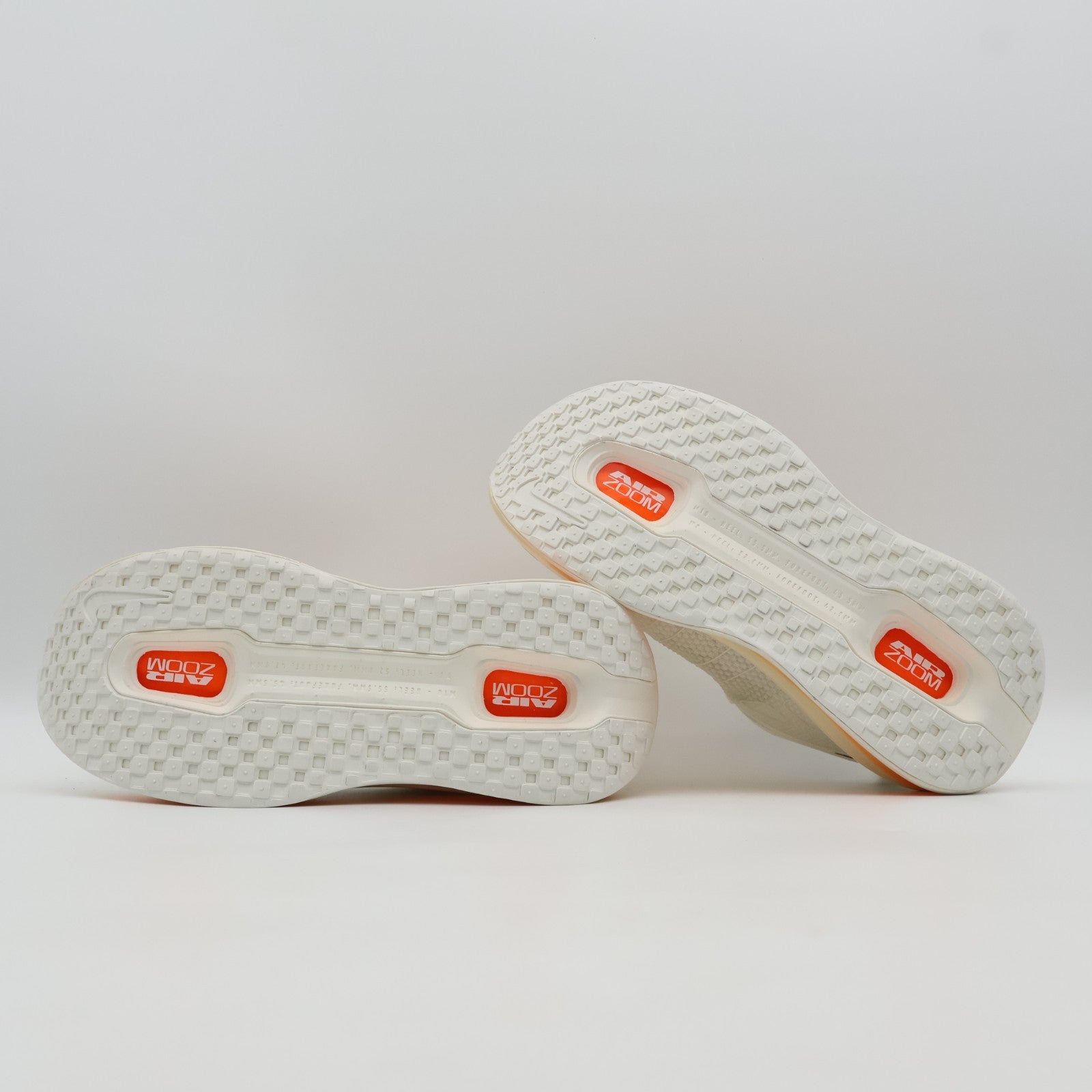 IQ4035-100 Nike Vomero Premium Sail Coconut Milk Total Orange (Men's)