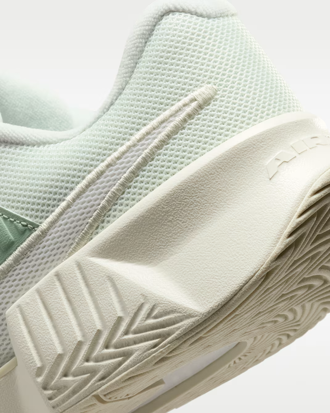 IB6560-003 Nike GP Challenge Pro Steam/Barely Green (Women's)