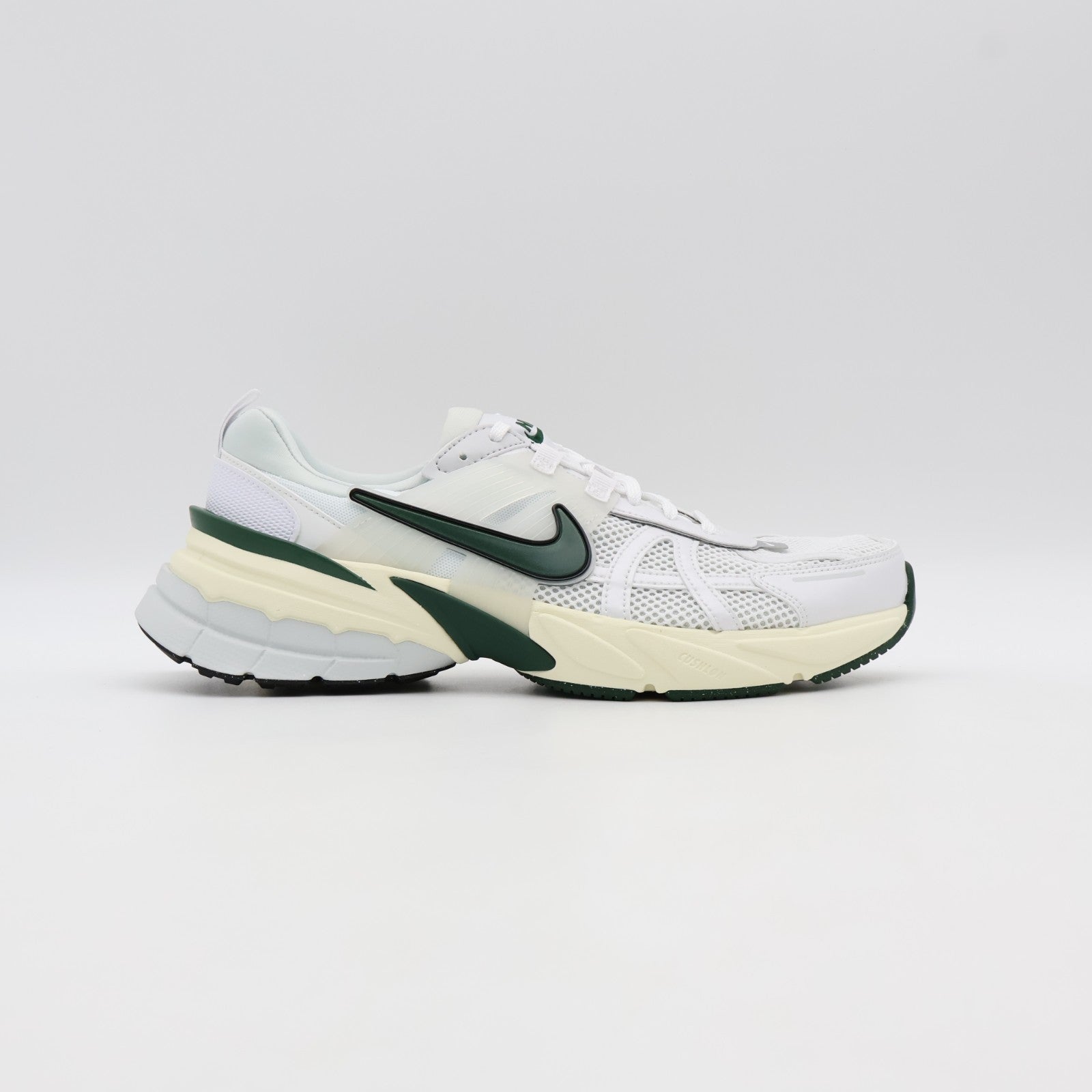 FD0736-101 Nike V2K Run White Platinum Tint (Women's)