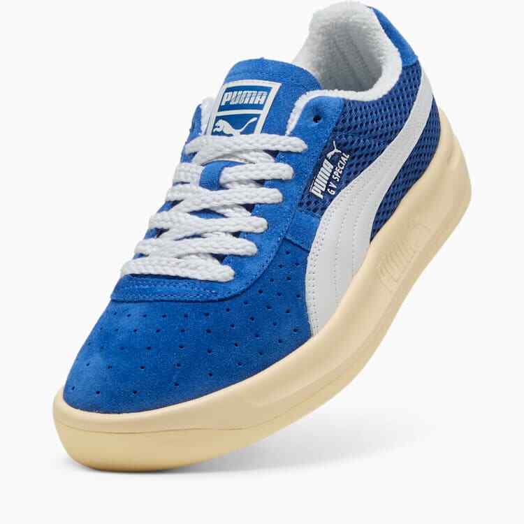 399841-01 Puma GV Special Laundry Boys Clyde Royal/Creamy Vanilla (Men's)