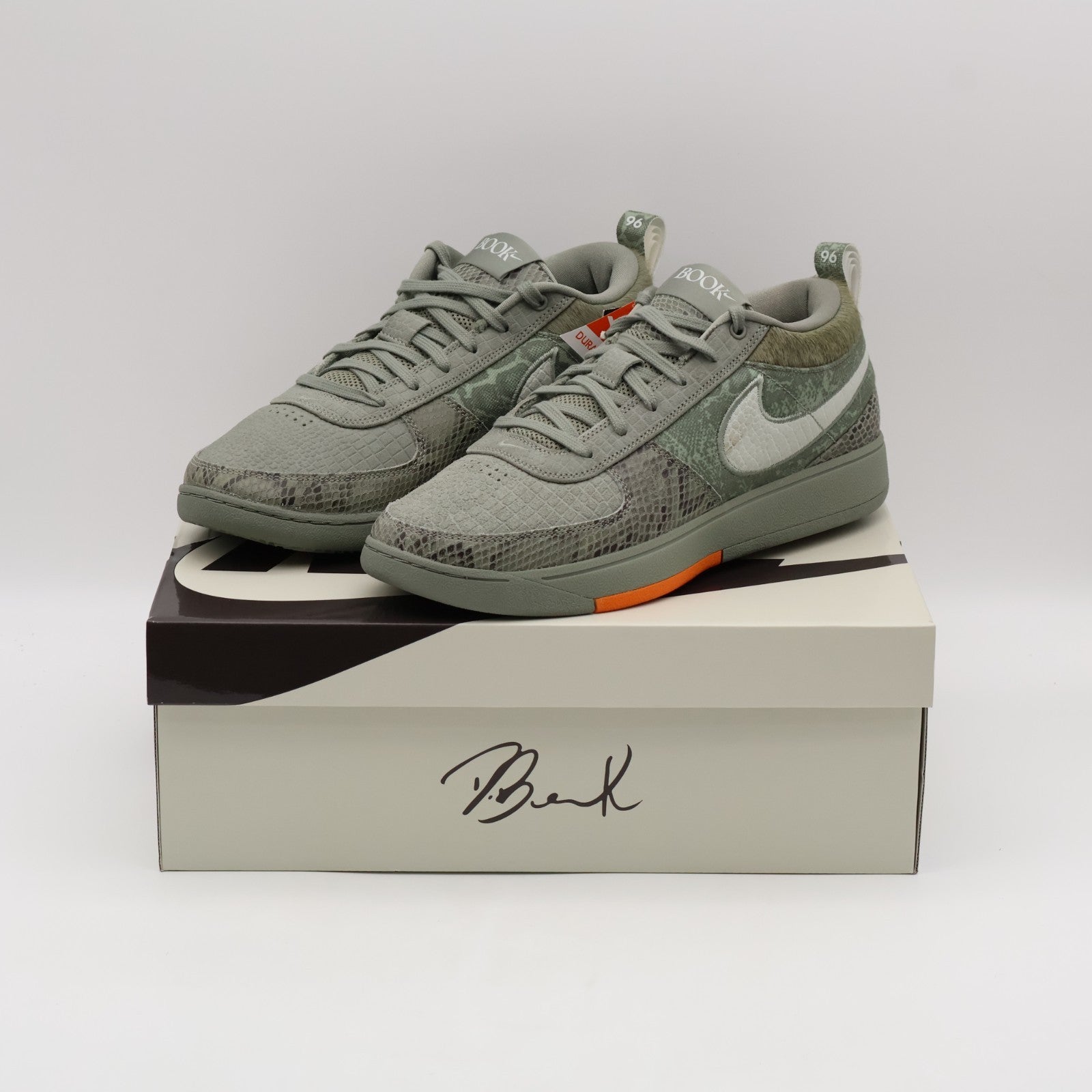 HF6235-002 Nike Book 1 PRM Hike (Men's)