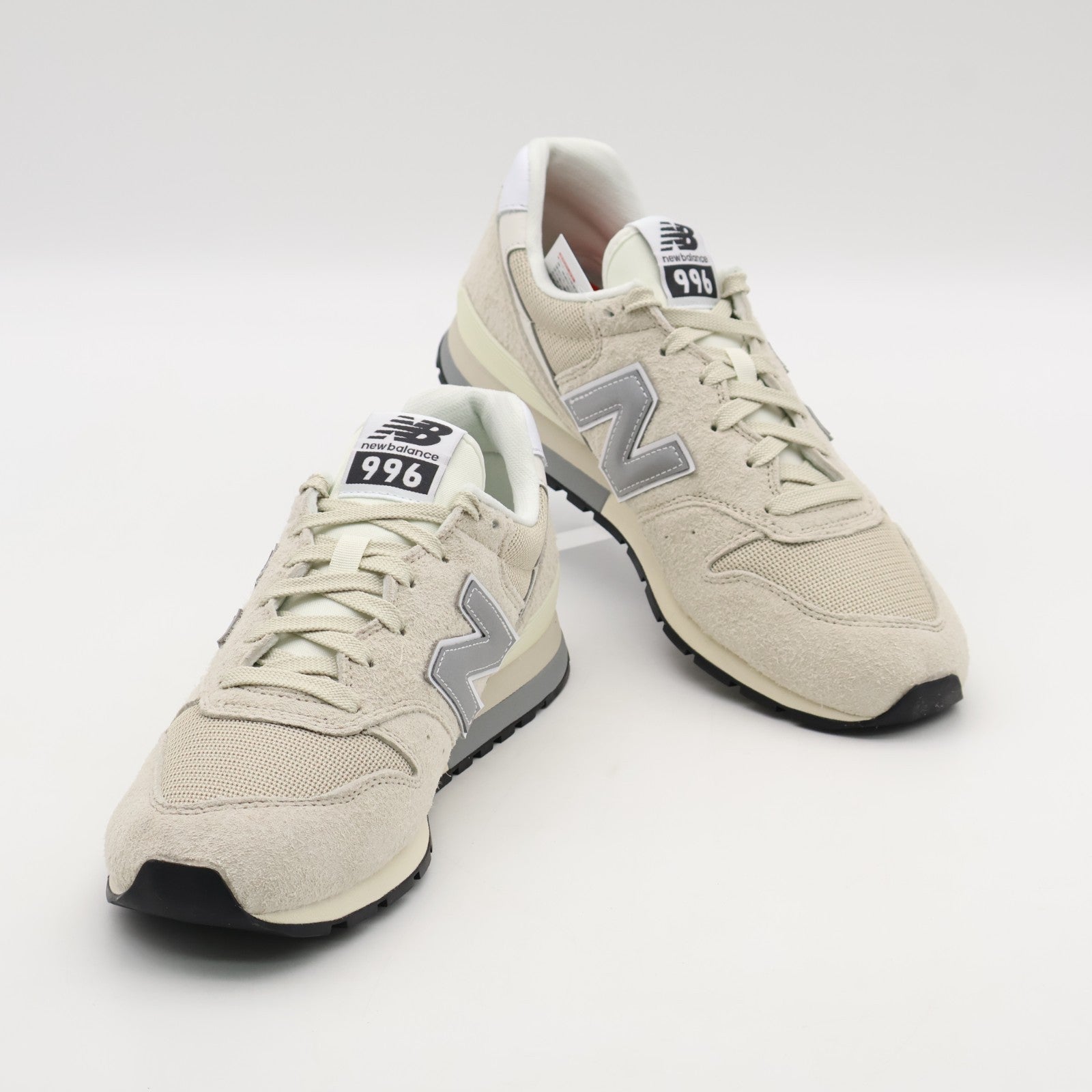 CM996CL2 New Balance 996V2 Timber Wolf Silver Metallic Angora (Men's)