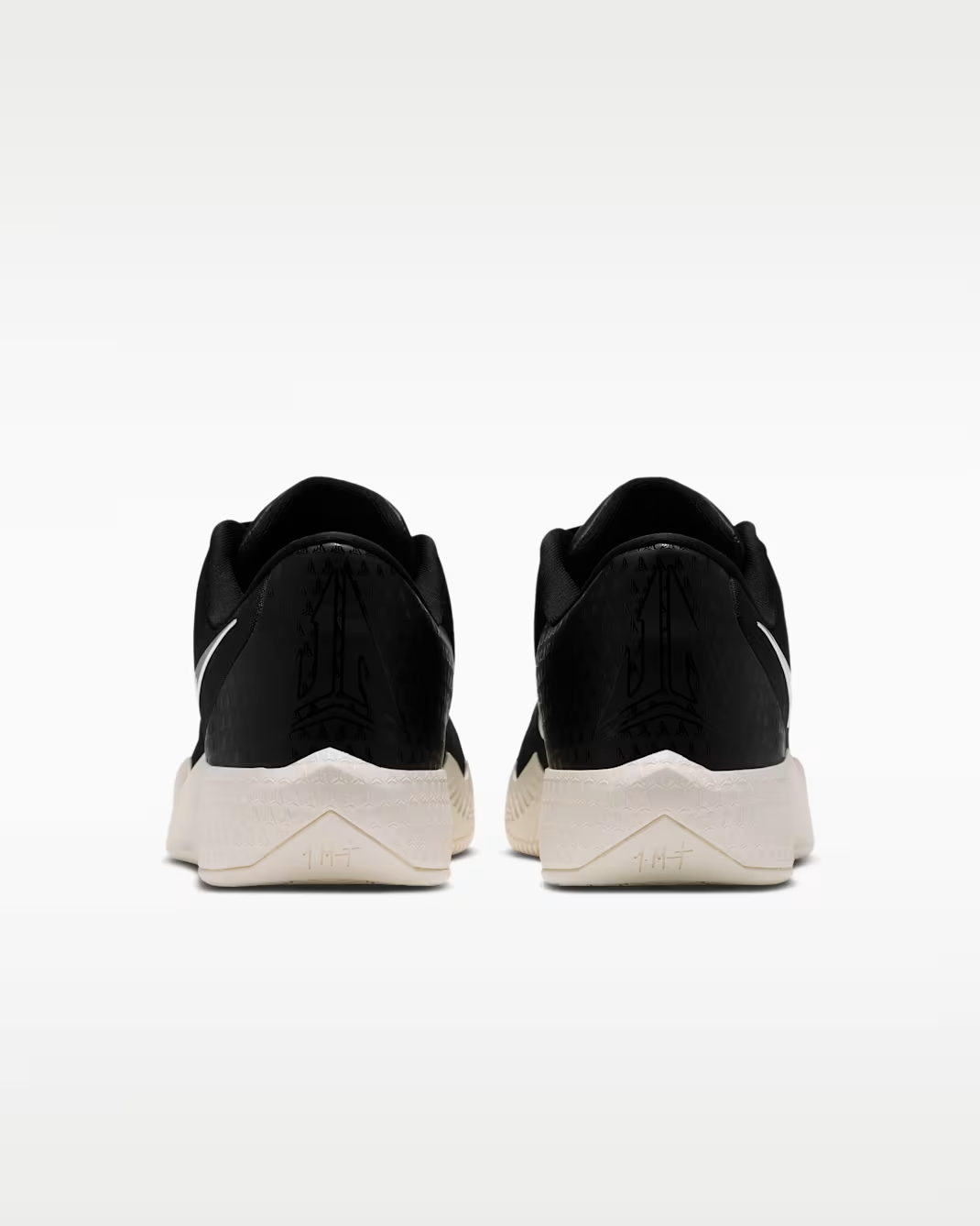 IM4162-004 Nike Twelve Time "Black/Pale Ivory" (Men's)