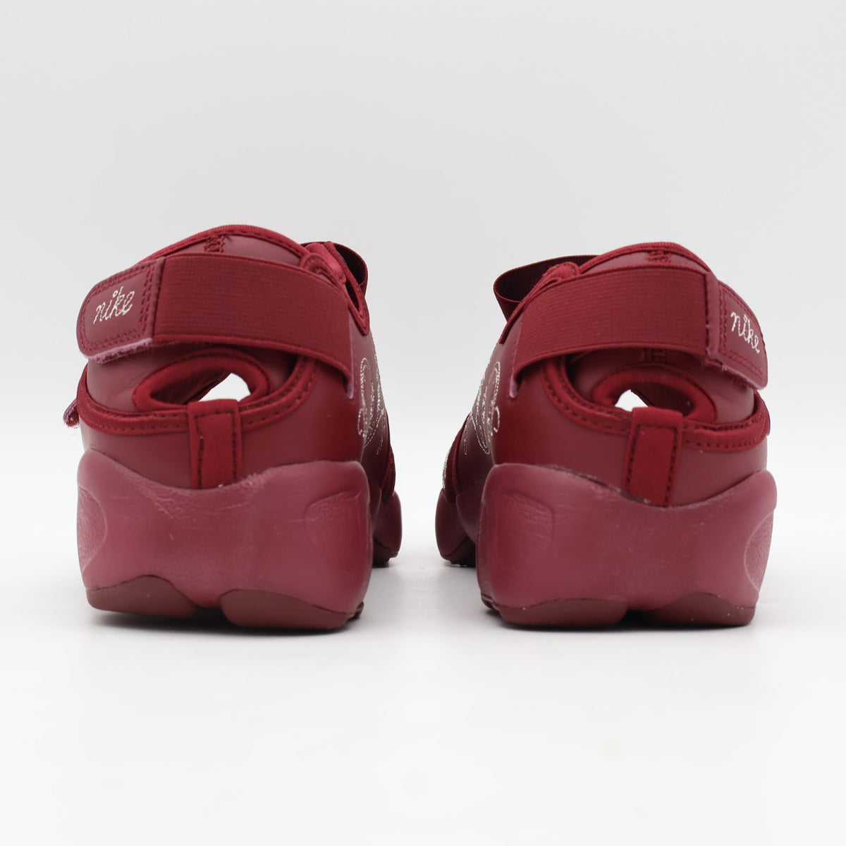 IH7318-677 Nike  Air Rift Botanical Team Red (Women's)