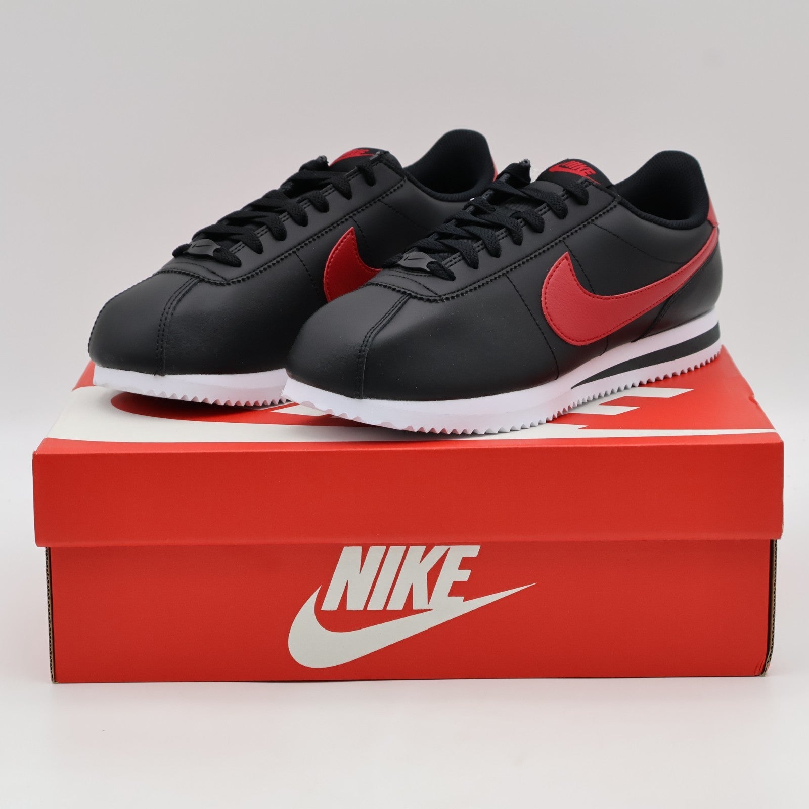 DM4044-004 Nike Cortez Leather Bred (Men's)