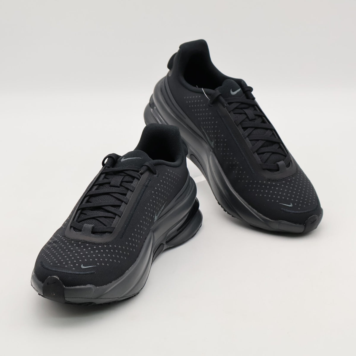 IB2746-002 Nike Air Zoom Upturn SC Black Black Anthracite (Men's)