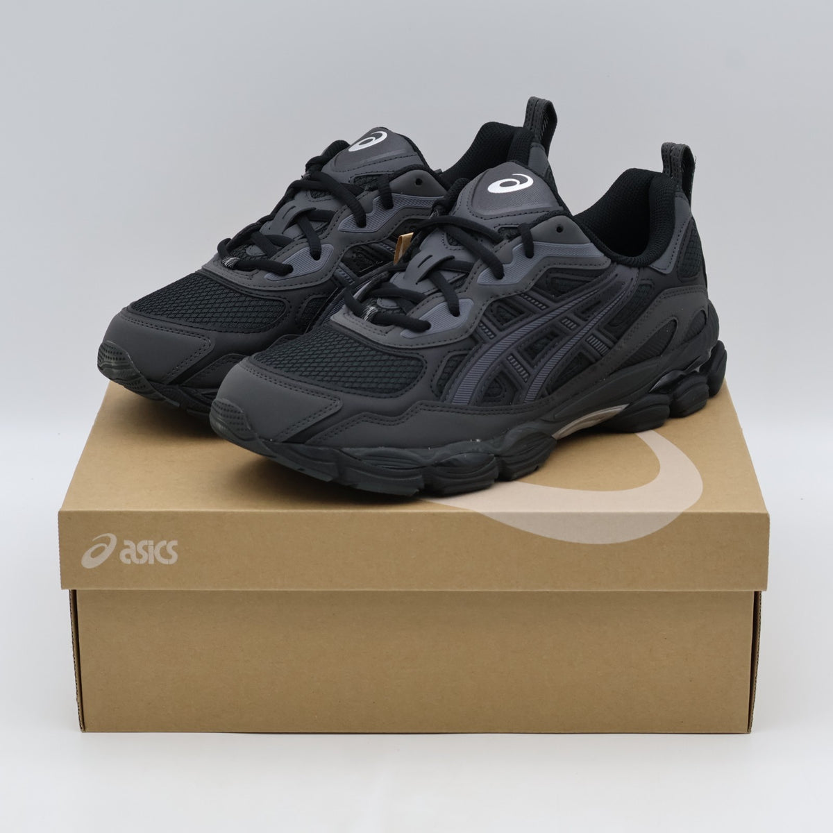 1203A735-001 asics GEL-NYC RGD Black Graphite Grey (Men's)