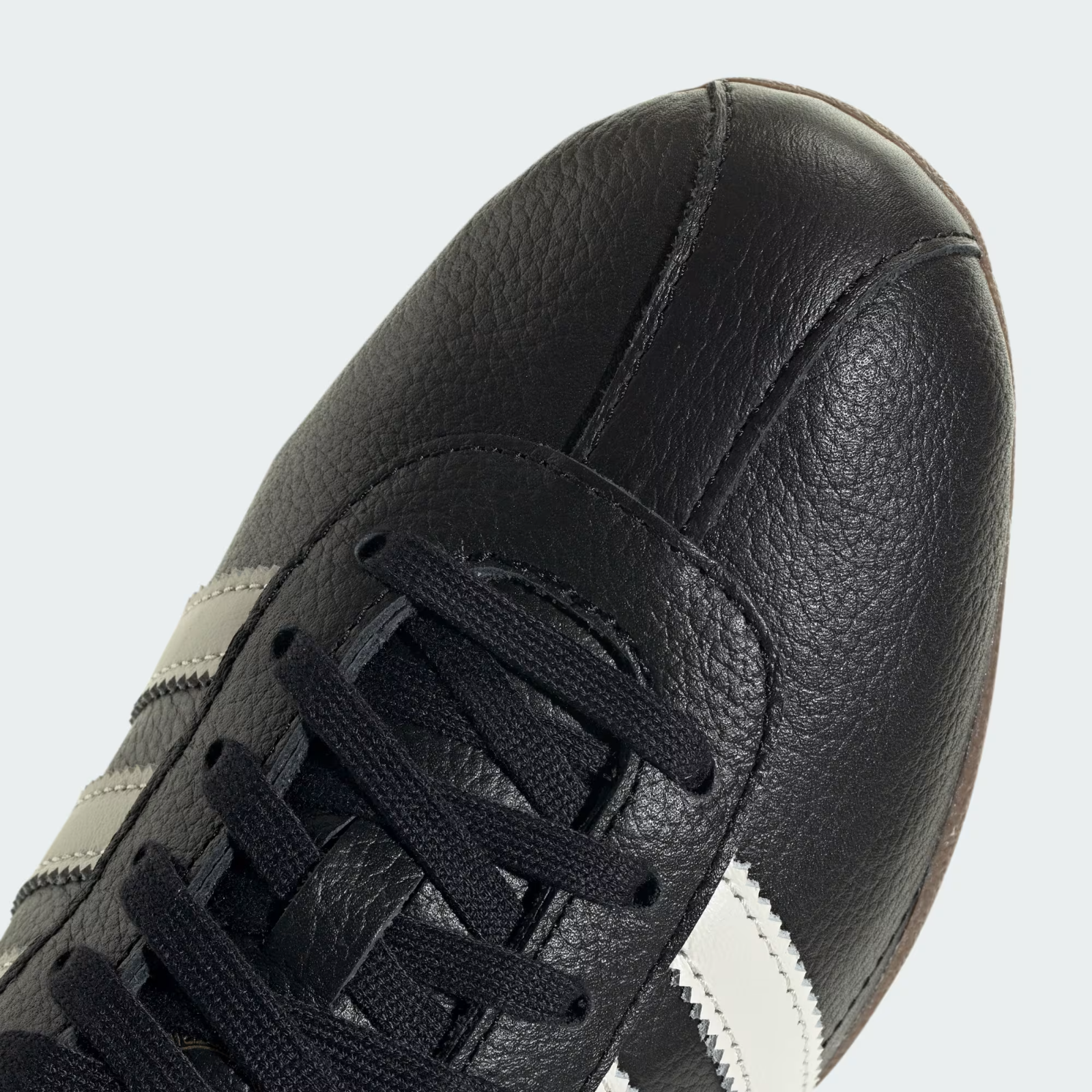 JQ0598 adidas Originals Tokyo Core Black Off White Gold Metallic (Women's)