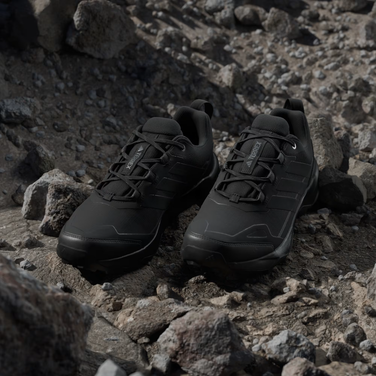JQ2210 adidas Terrex Skychaser AX5 GORE-TEX Hiking Core Black/Carbon (Men's)