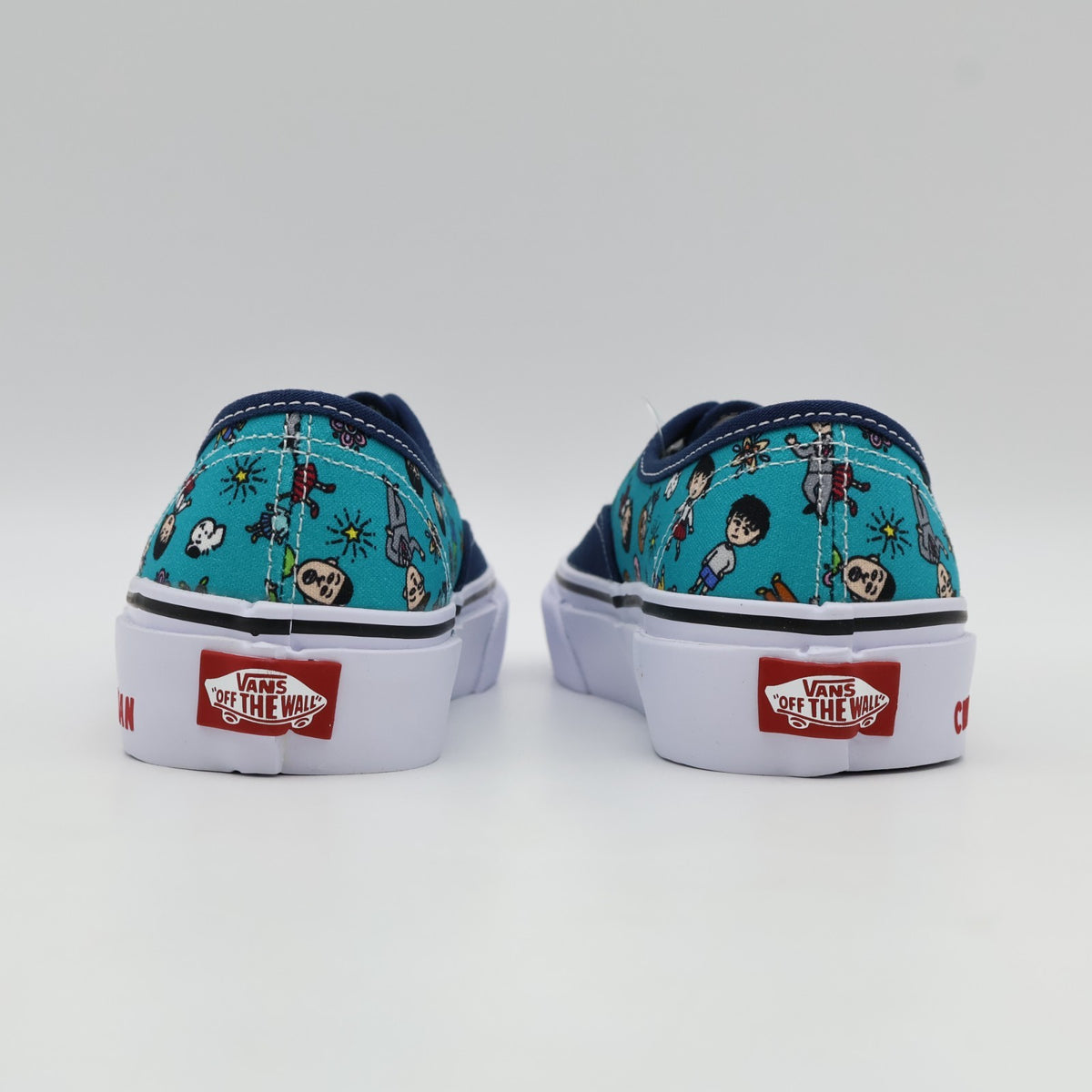 692842-0001 MOMOKO SAKURA Vans Authentic Maruko V44CF MARUKO (Men's)