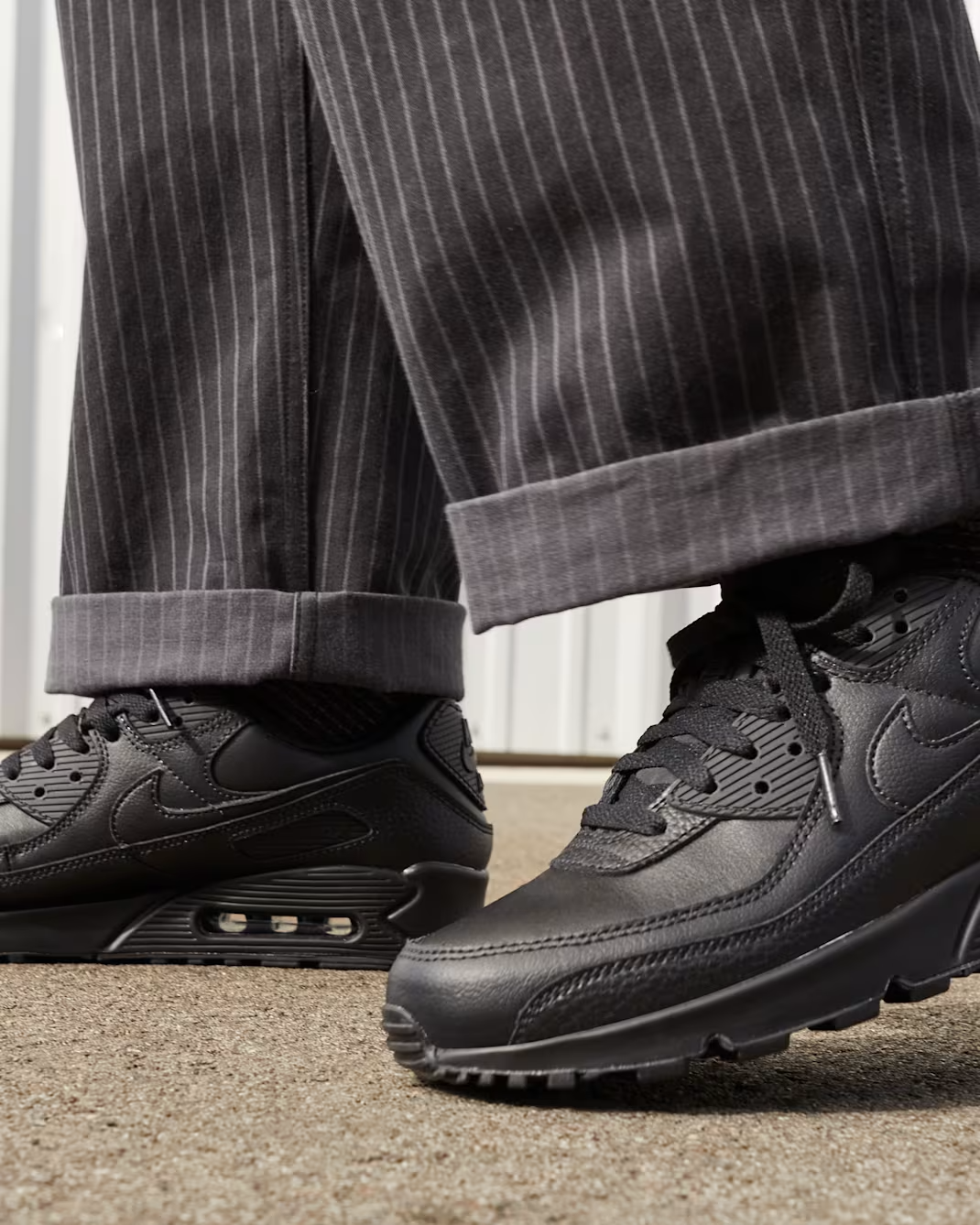 CZ5594-001 Nike Air Max 90 Leather "Triple Black" (Men's)