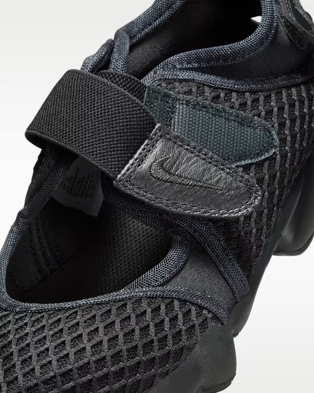 HM8288-001 Nike Women's Air Rift Lace Off Noir (Women's)
