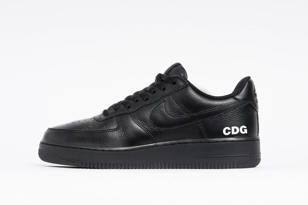IB9949-001 BLACK COMME des GARÃONS Ã Nike Air Force 1 Low Retro Black (Men's)