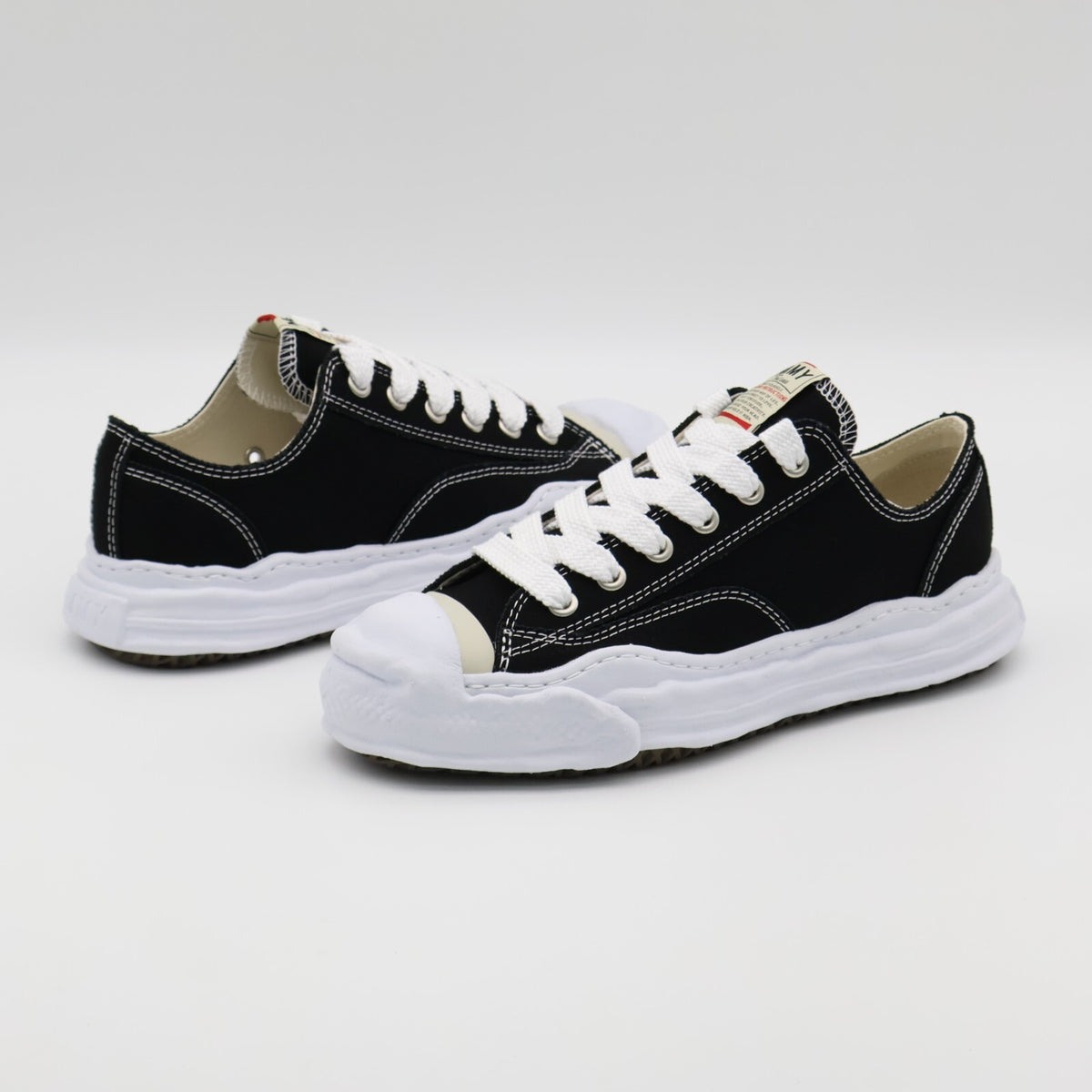 A05FW702-black Maison MIHARA YASUHIRO HANK Original Sole Canvas Low Cut (Men's)