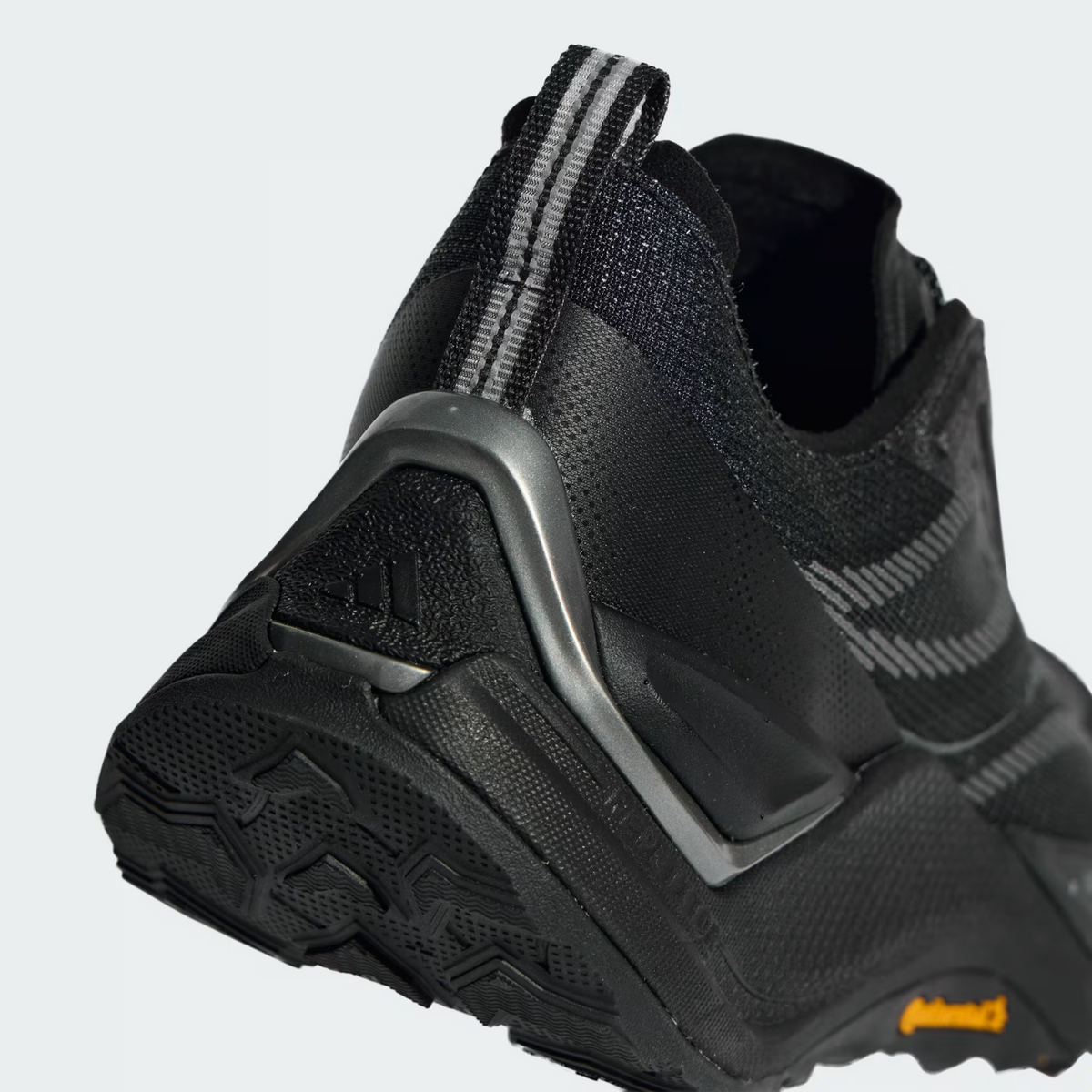 KI1520 adidas HOLO PEAK (Men's)
