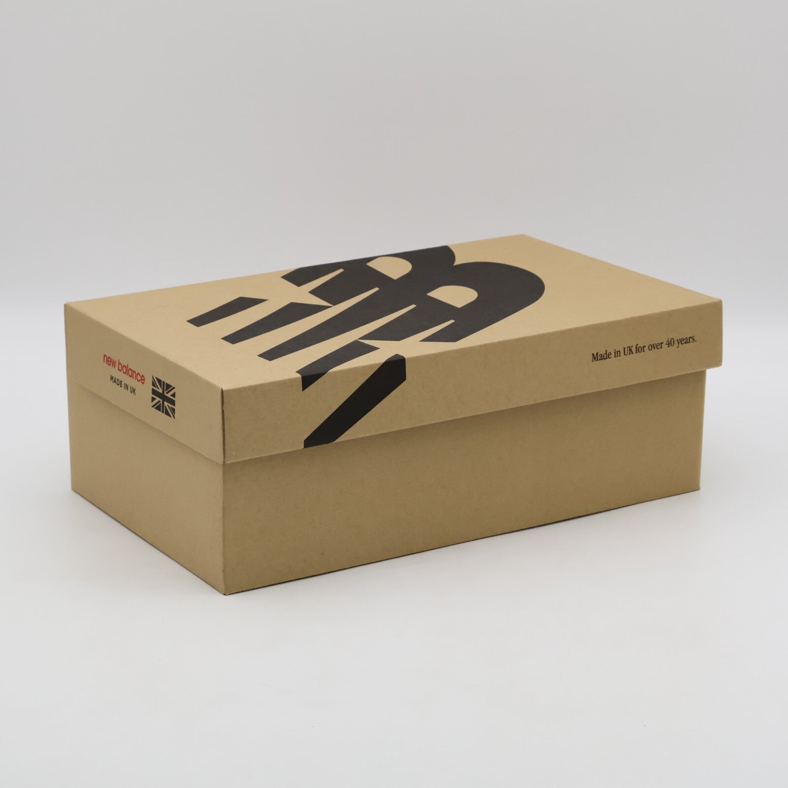 OU576AME the Apartment New Balance 576 Off White Evergreen Sail Ivory (Men's)