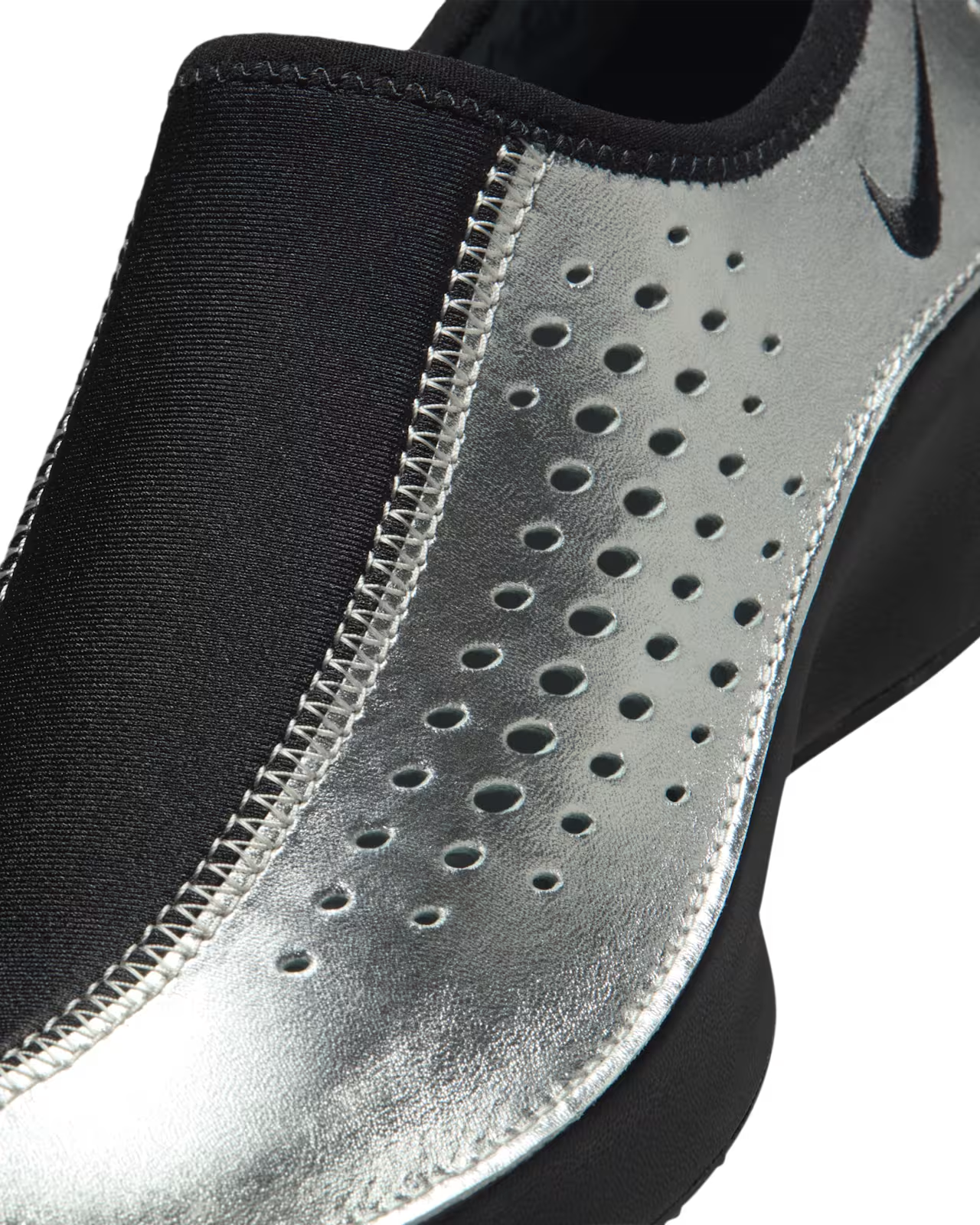 HV8628-003 Nike Air Superfly Moc Metallic Silver (Women's)