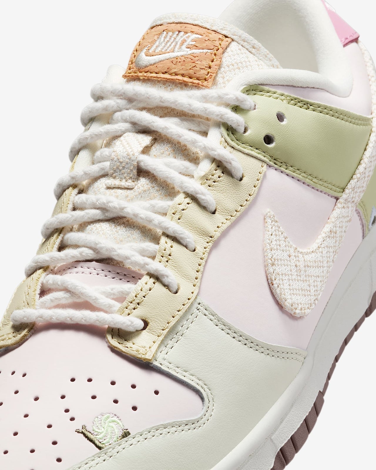 IB8876-661 Nike Dunk Low Mushroom (Women's)