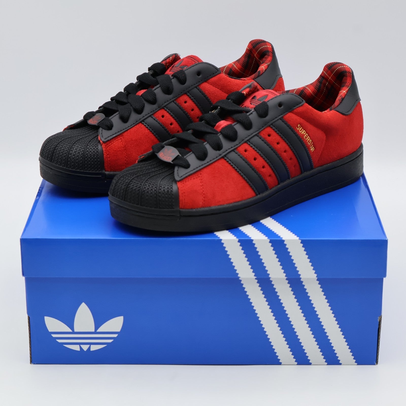jq3224 adidas Originals Superstar London Better Scarlet (Men's)
