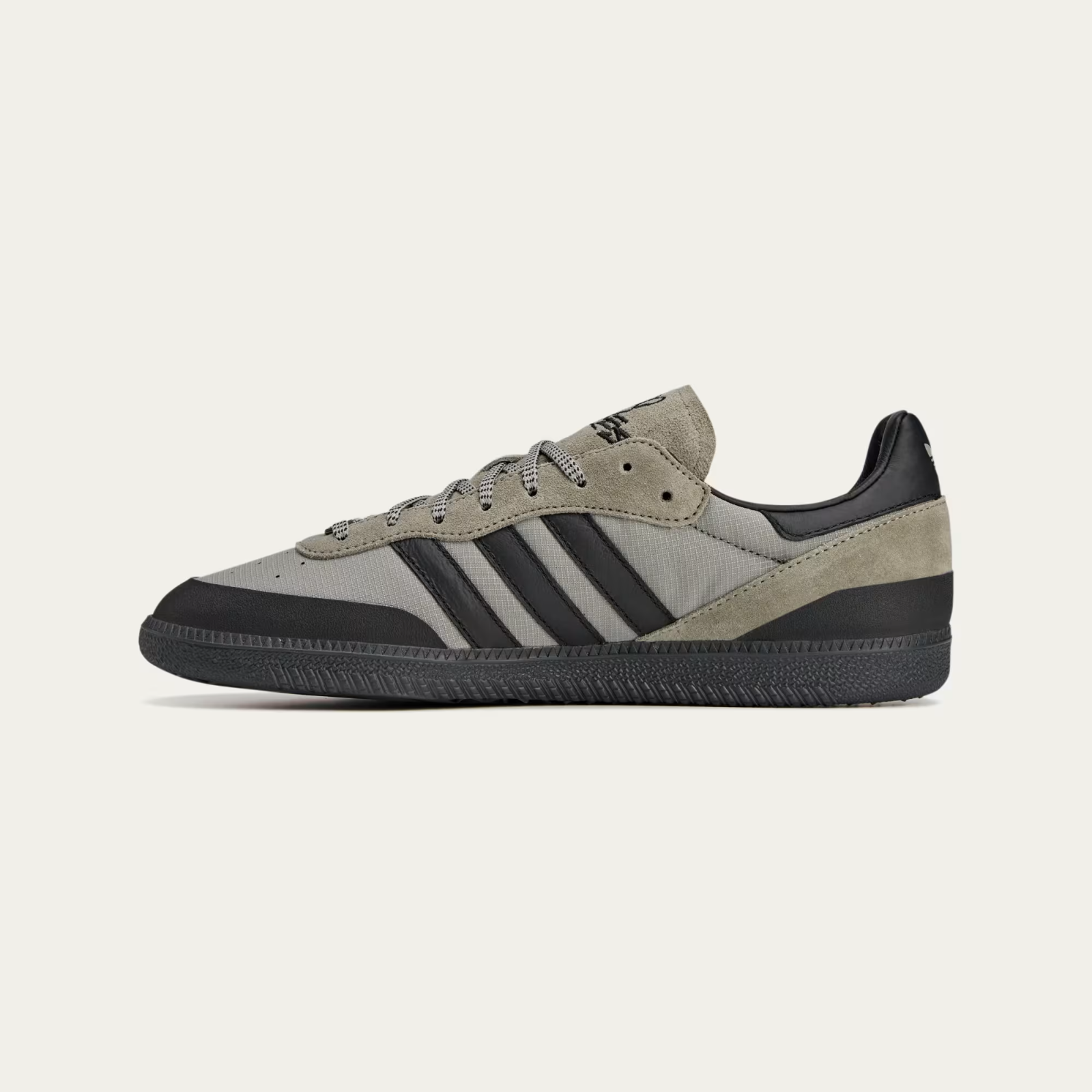 JR5536 100 Thieves Ã adidas Palos Hills (Men's)