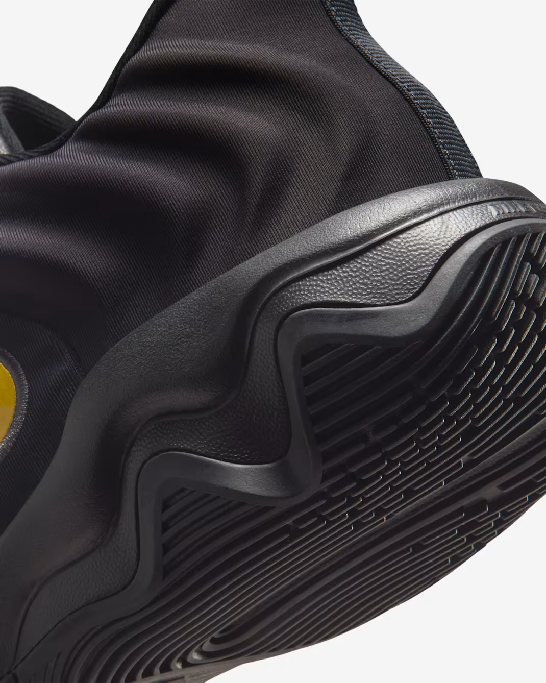 FQ3681-005 Nike Giannis Immortality 4 Black Metallic Gold (FQ3680-010) (Men's)