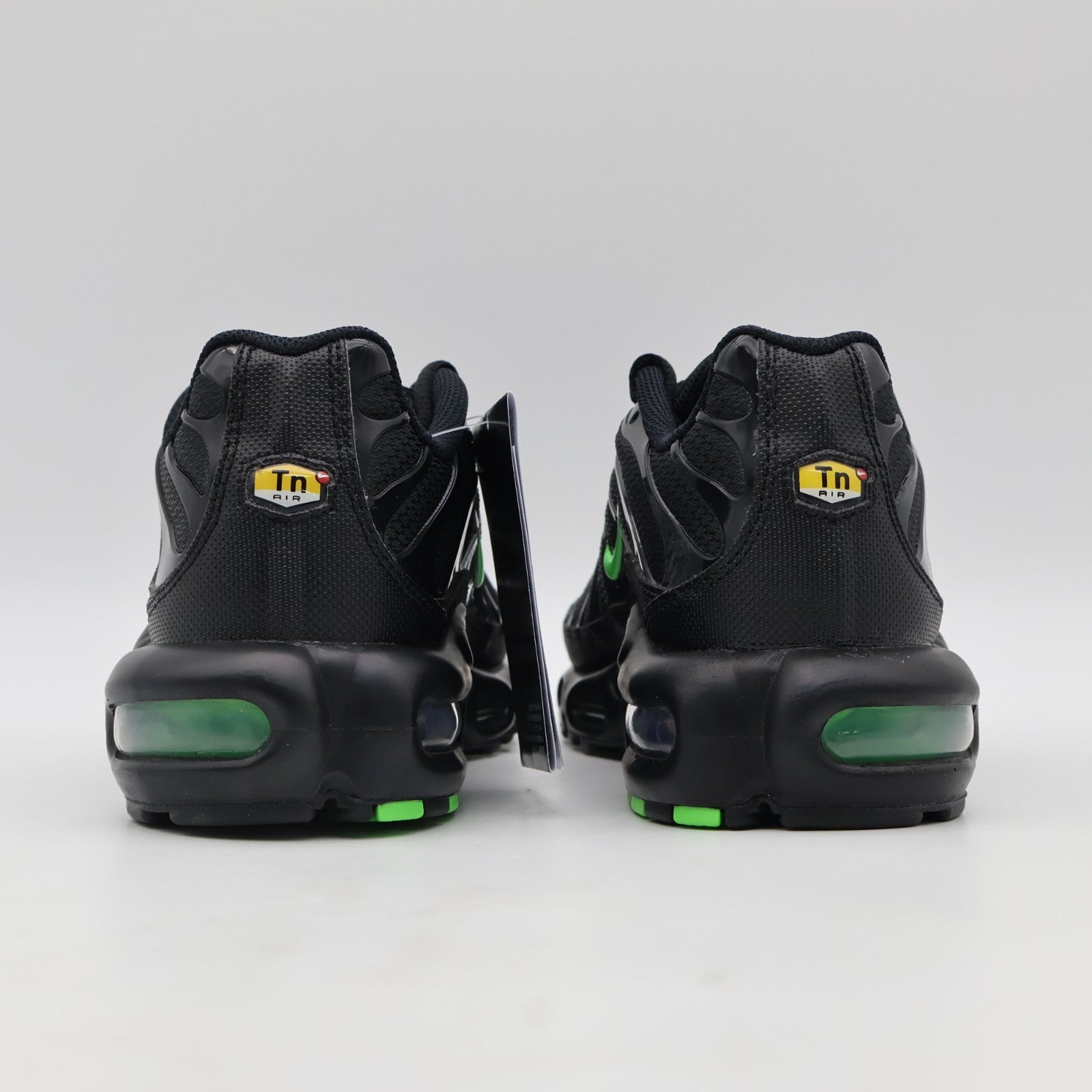 DM0032-024 Nike Air Max Plus Green Strike (Men's)