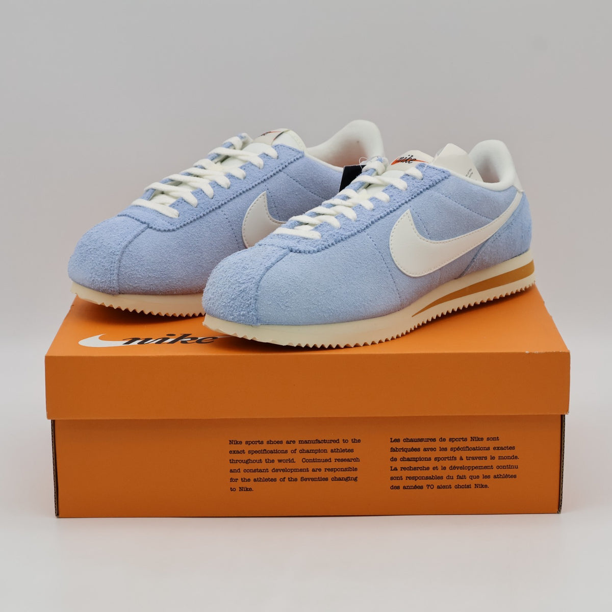 HF3142-400 Nike Cortez SE Suede Psychic Blue Monarch Muslin Sail (Men's)