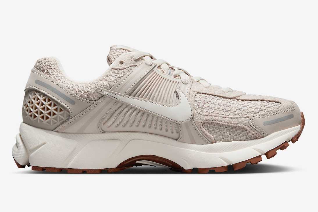 FZ3780-101 Nike Zoom Vomero 5 Light Orewood Brown (Women's)