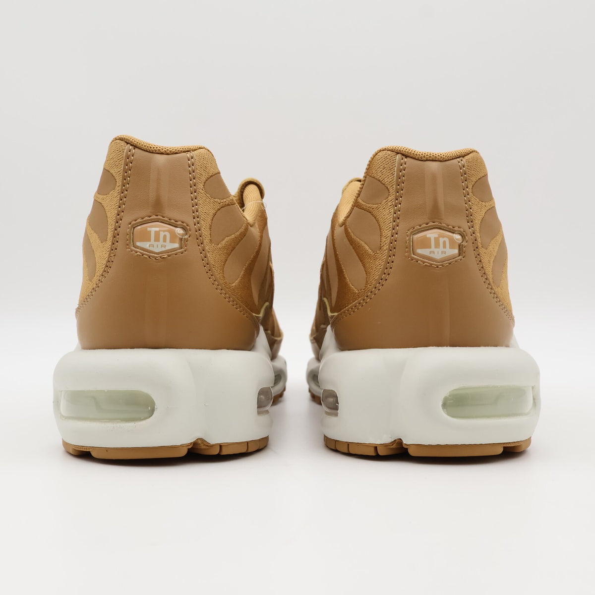 FZ8815-200 Nike Air Max Plus Flax Sail (Men's)