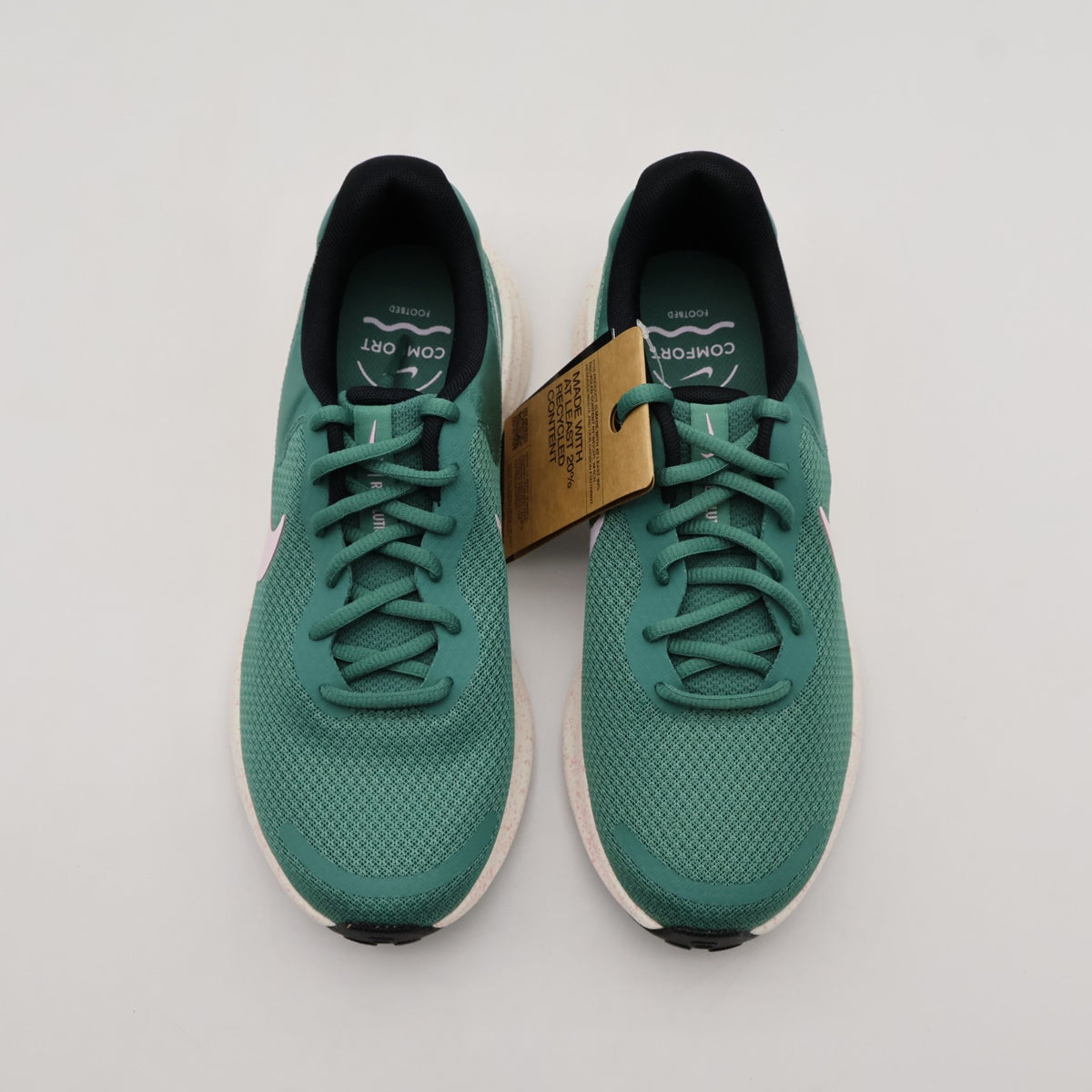 FB2208-301 NIKE Revolution 7 Road Running Shoes (Women's)