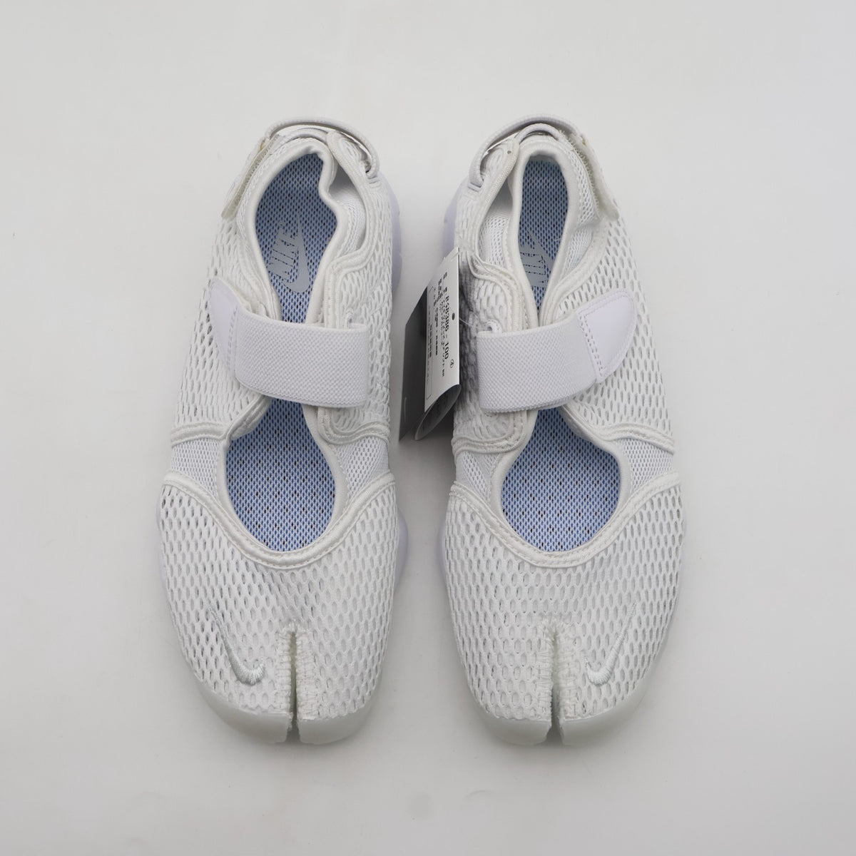 848386-100 Nike Air Rift Breathe "Pure Platinum" (Women's)
