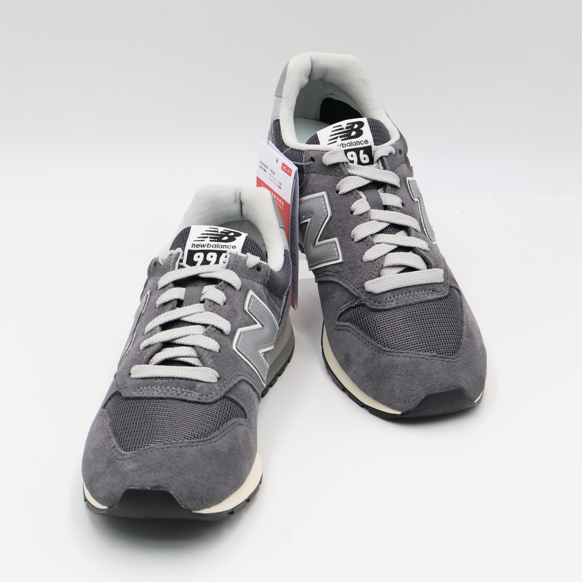 CM996JG2 New Balance 996V2 Magnet/Silver Metallic/Sea Salt (Men's)