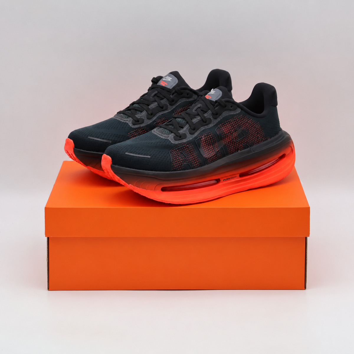 HQ2050-002 Nike Vomero Premium "Black/Bright Crimson" (Men's)