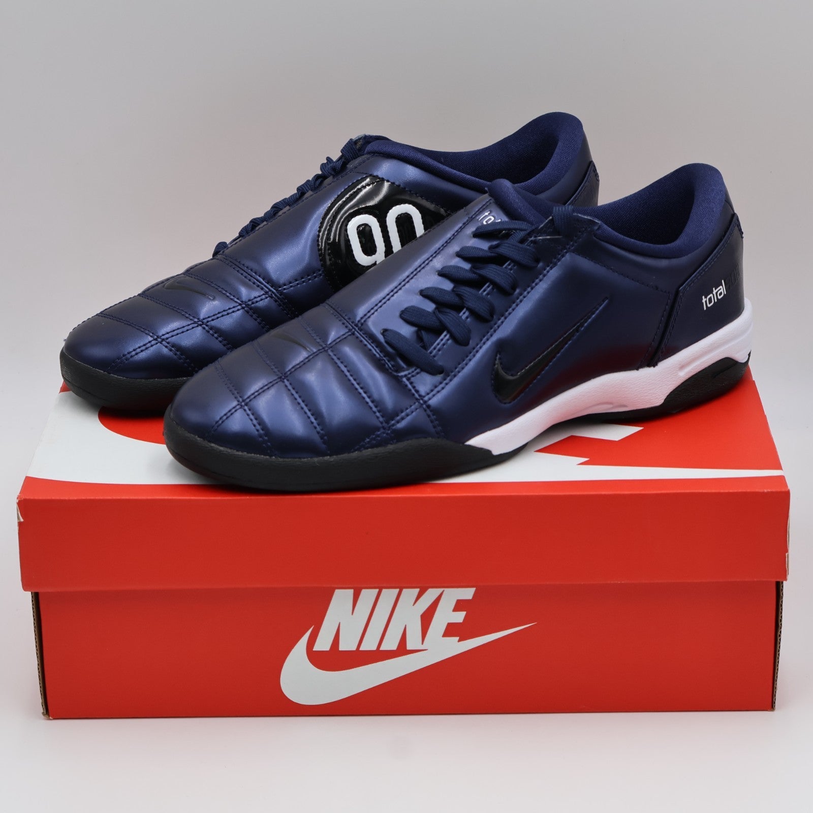IM7595-400 Nike Total 90 3 Midnight Navy White Black (Women's)