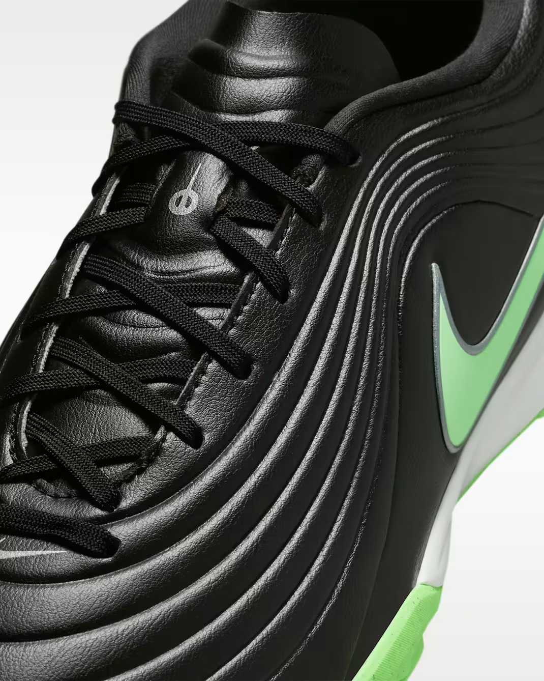 IB4484-001 Nike Tiempo Maestro Academy Black Illusion Green (Men's)