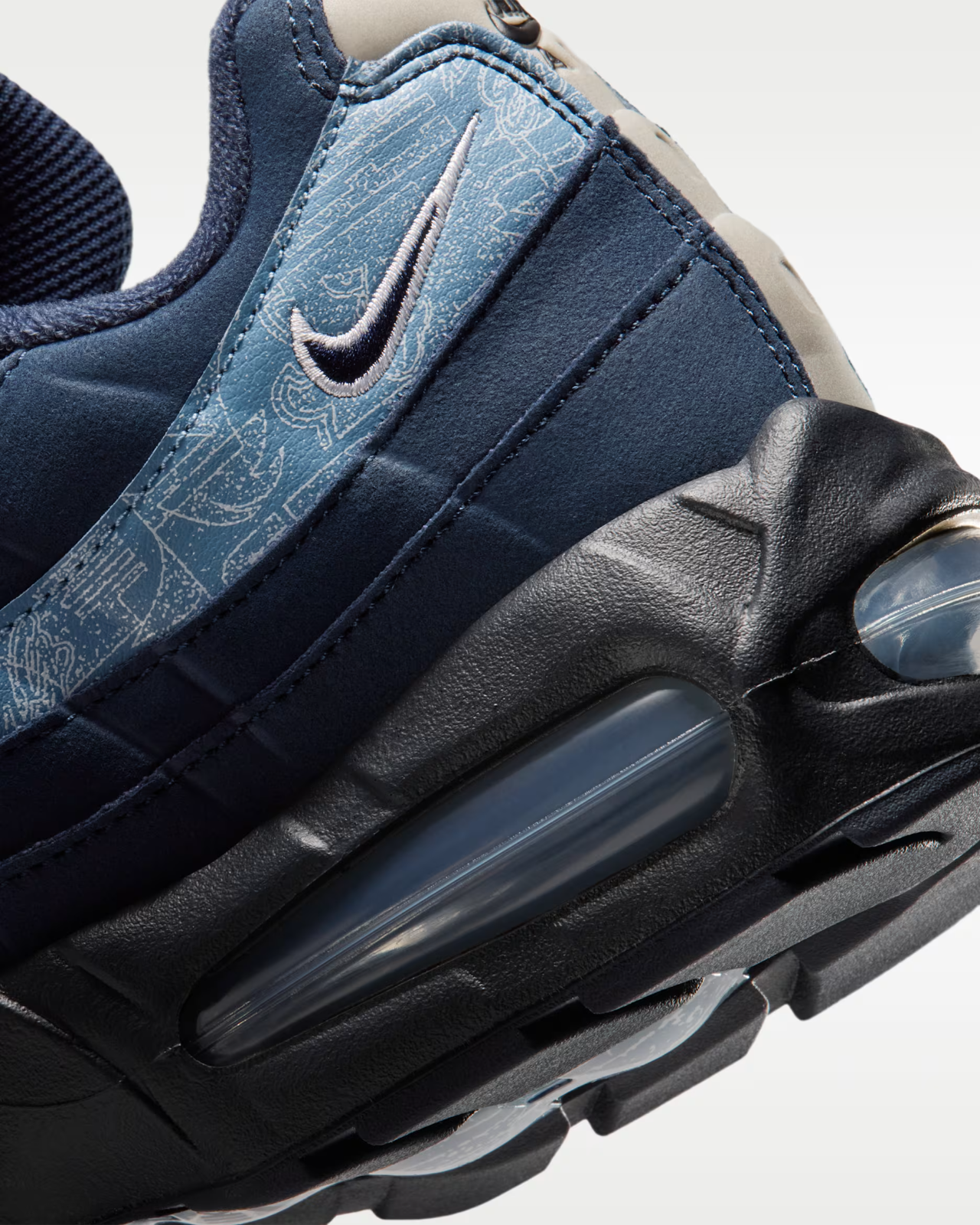 IU2254-900 Nike Air Max 95 Big Bubble SE "Obsidian/Work Blue" (Men's)