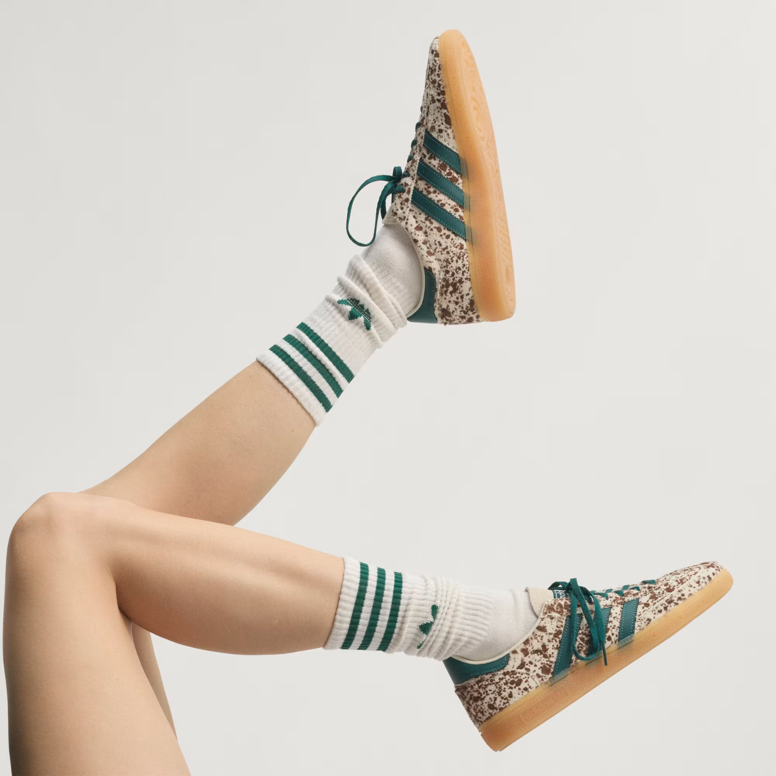 KI2181 adidas Handball Spezial "Off White/Rich Green/Dark Brown" (Women's)