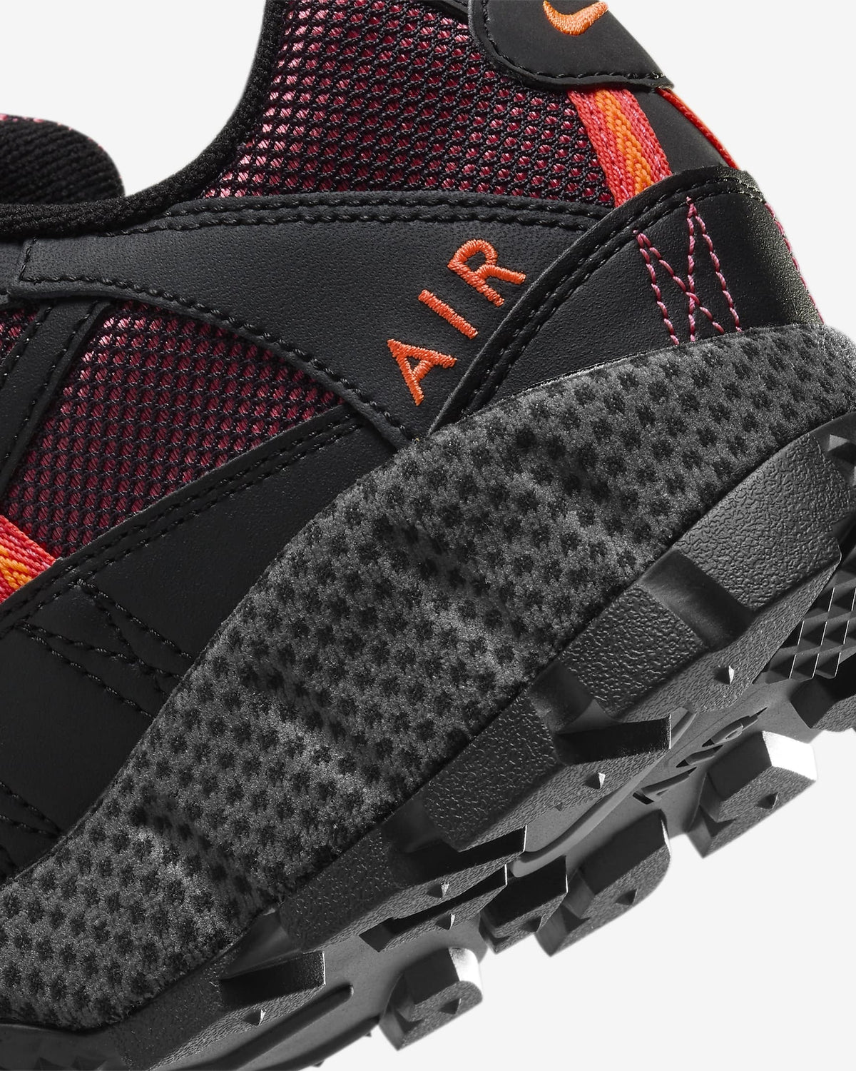 FJ7109-001 Nike Air Humara Black Bright Crimson (Men's)