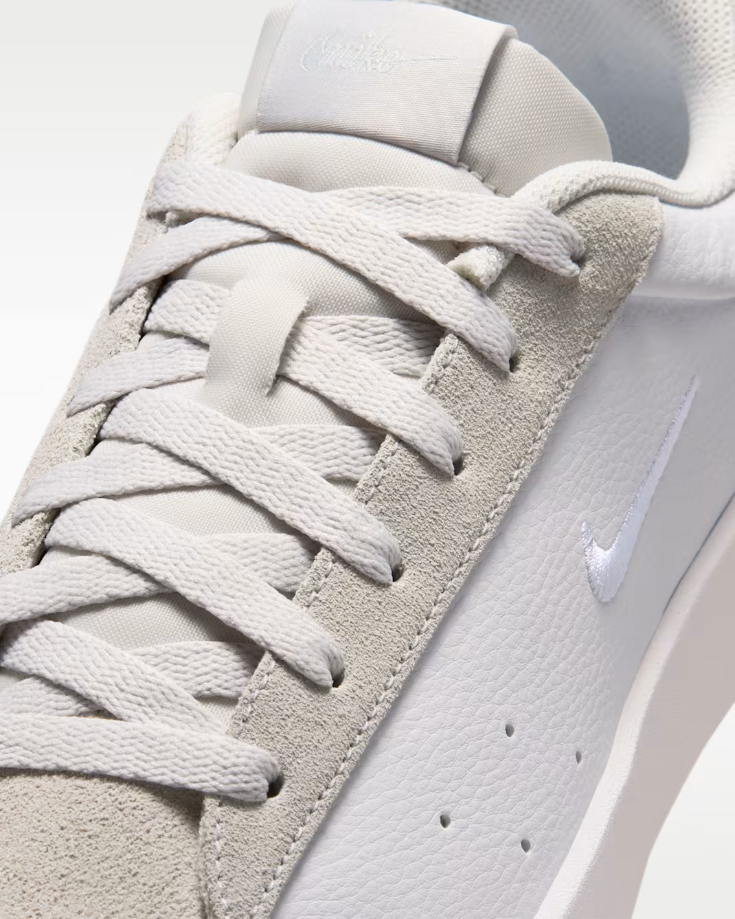 IM7529-100 Nike Court Heritage "White/Pure Platinum" (Women's)