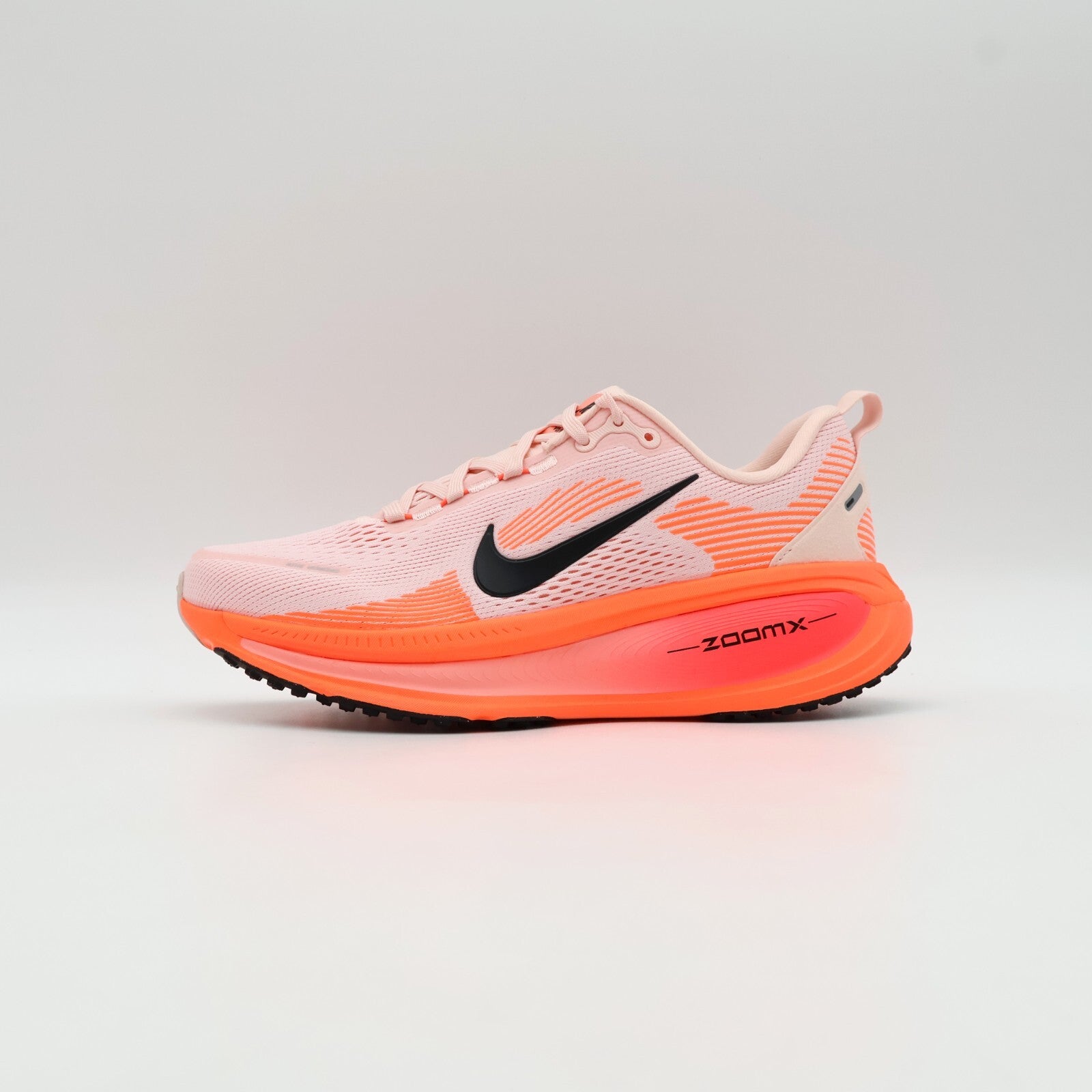 HM6804-600 Nike  Vomero 18 Atmosphere Black Bright Crimson (Women's)