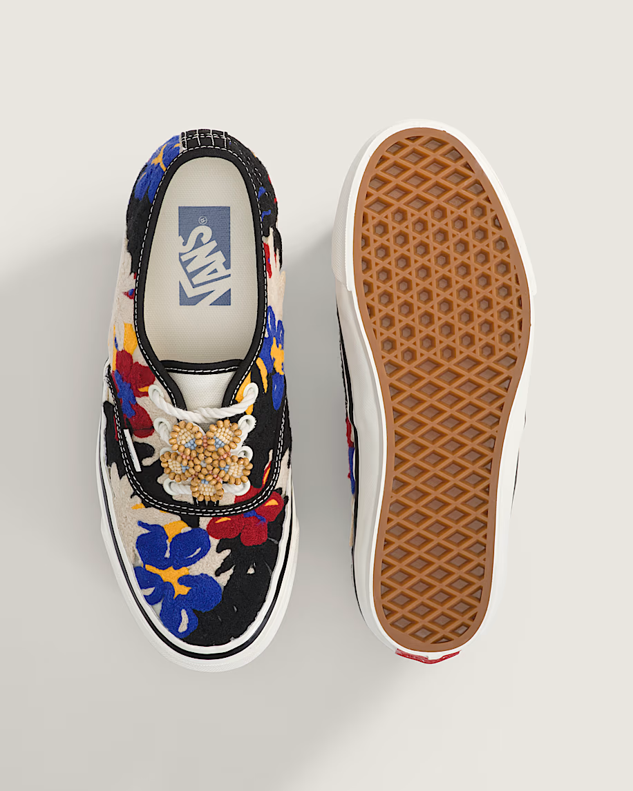 VN000Y0S448 Vans Premium Authentic Needlework "Multi"